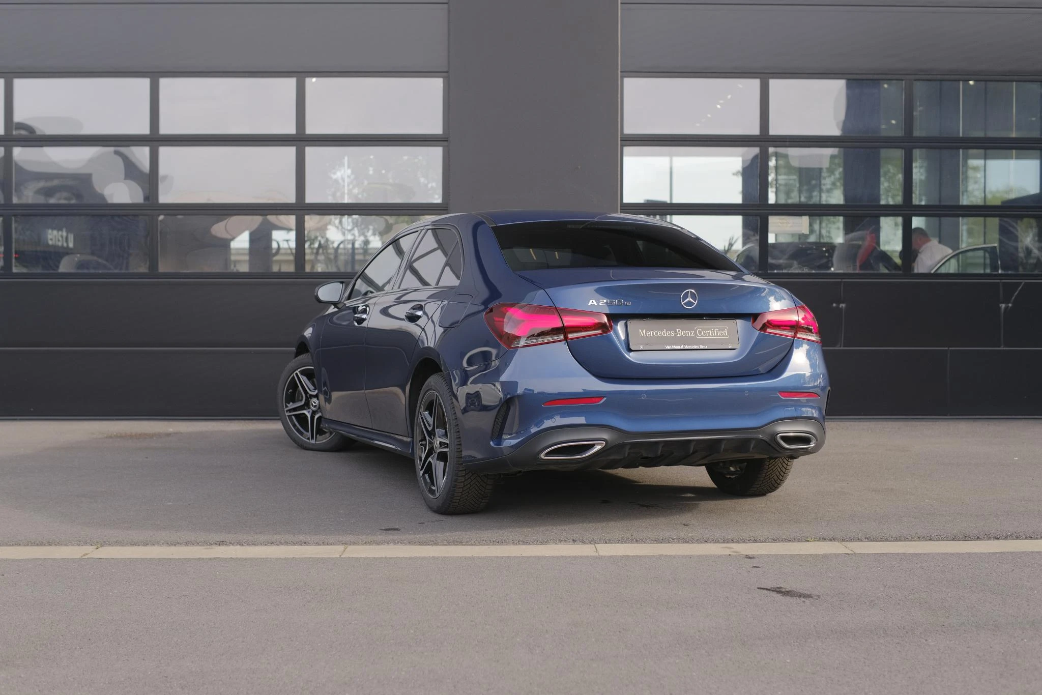 Mercedes-Benz-Classe A-image-2