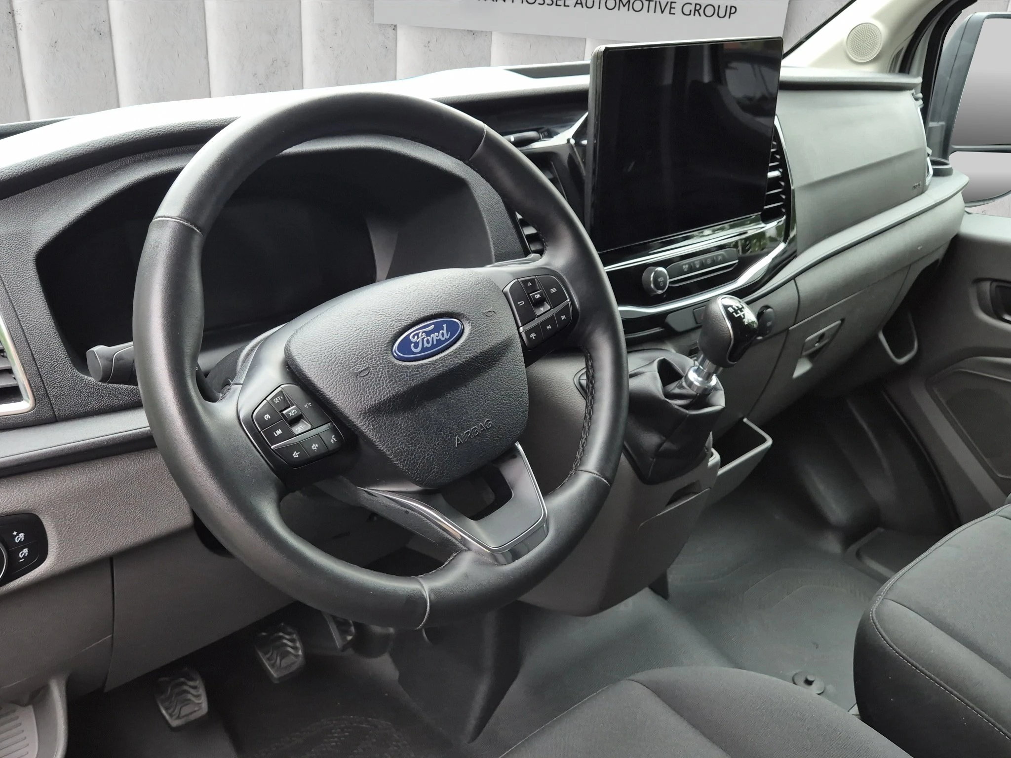 Ford-Transit-image-11