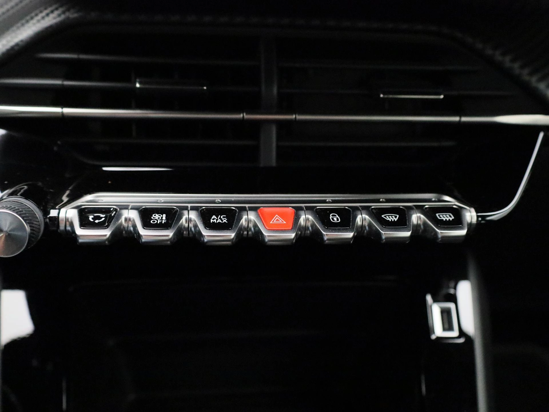 Peugeot-2008-image-20