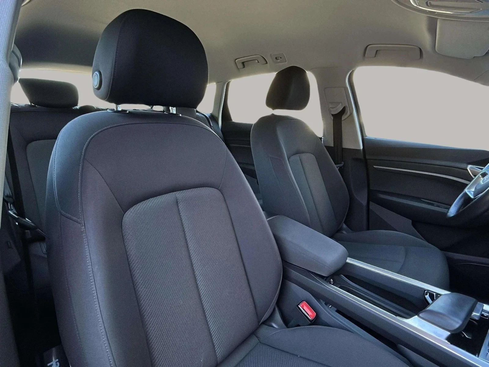 Audi-e-tron-image-12