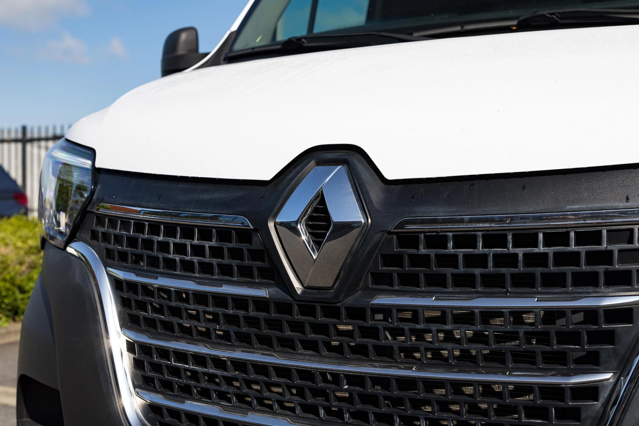 Renault Master Trucks 145.35 CC Meubelbak