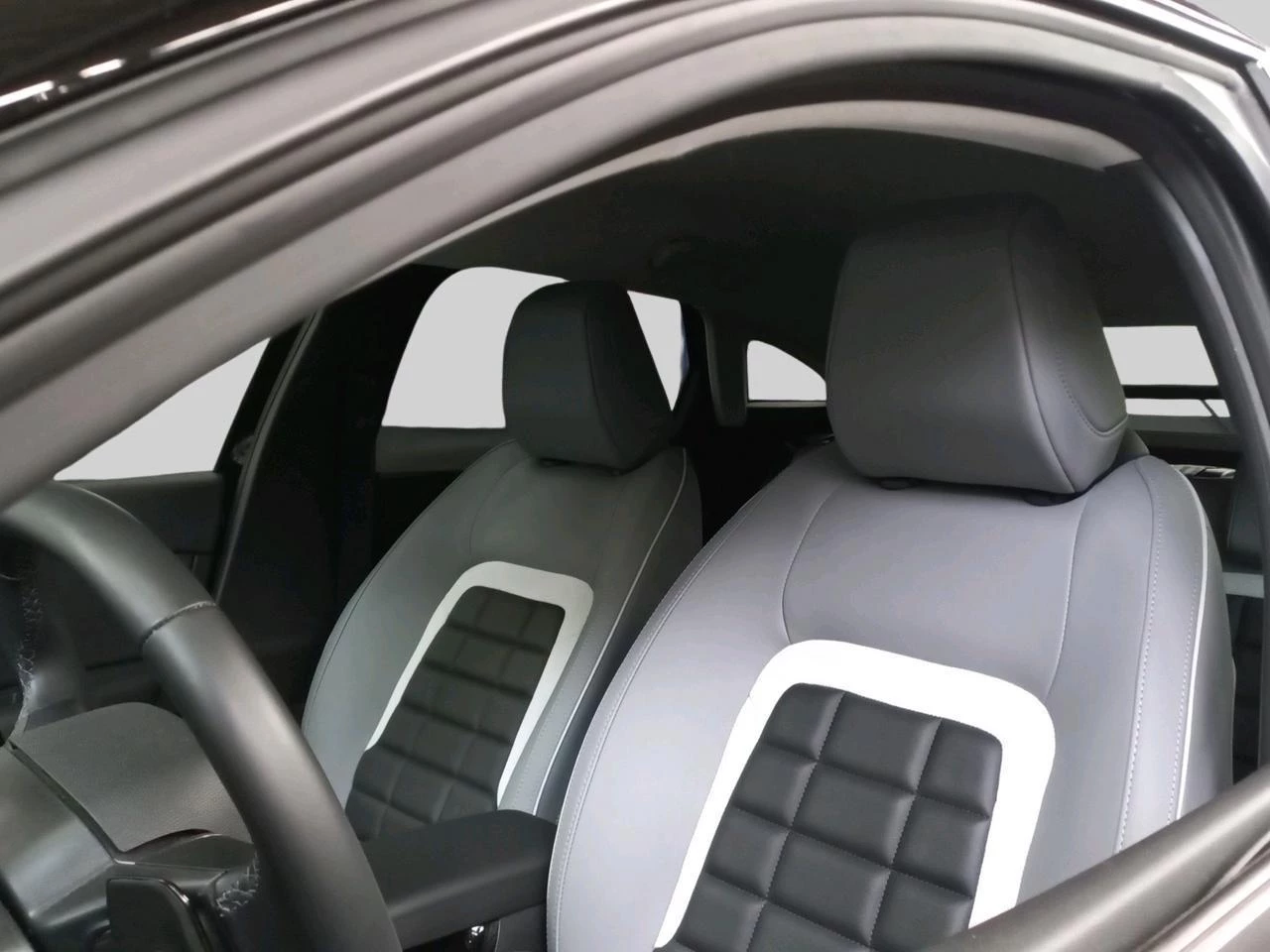 Citroën C4 Hybrid 145 ch Automatic MAX