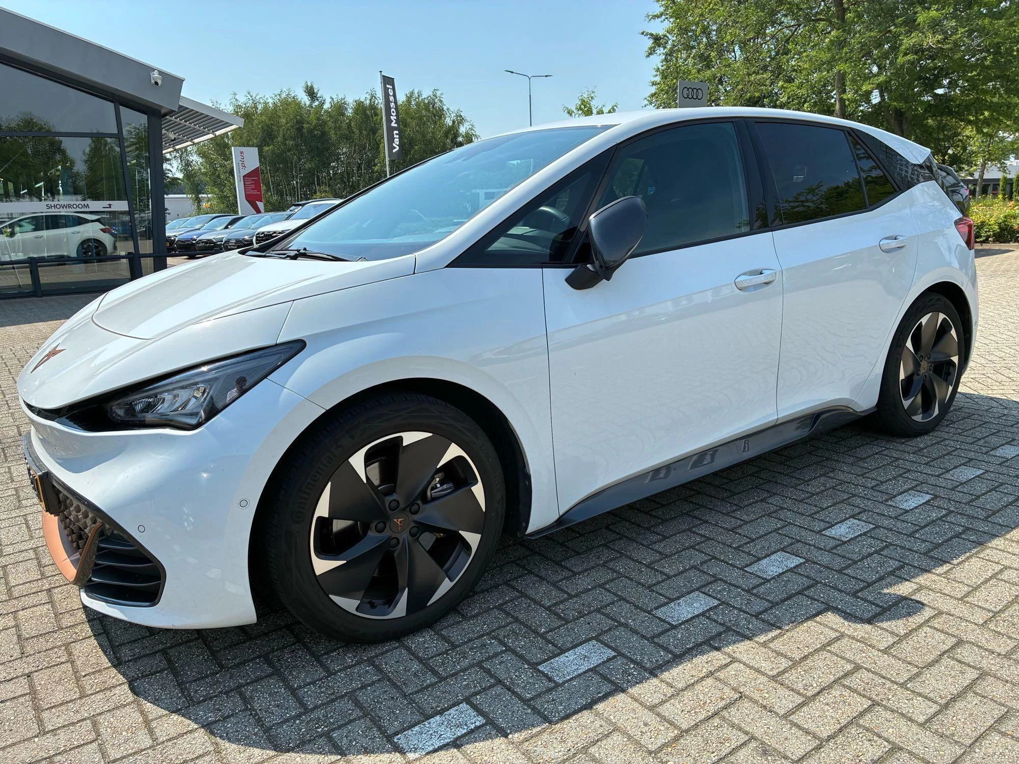 CUPRA Born Adrenaline 82 kWh