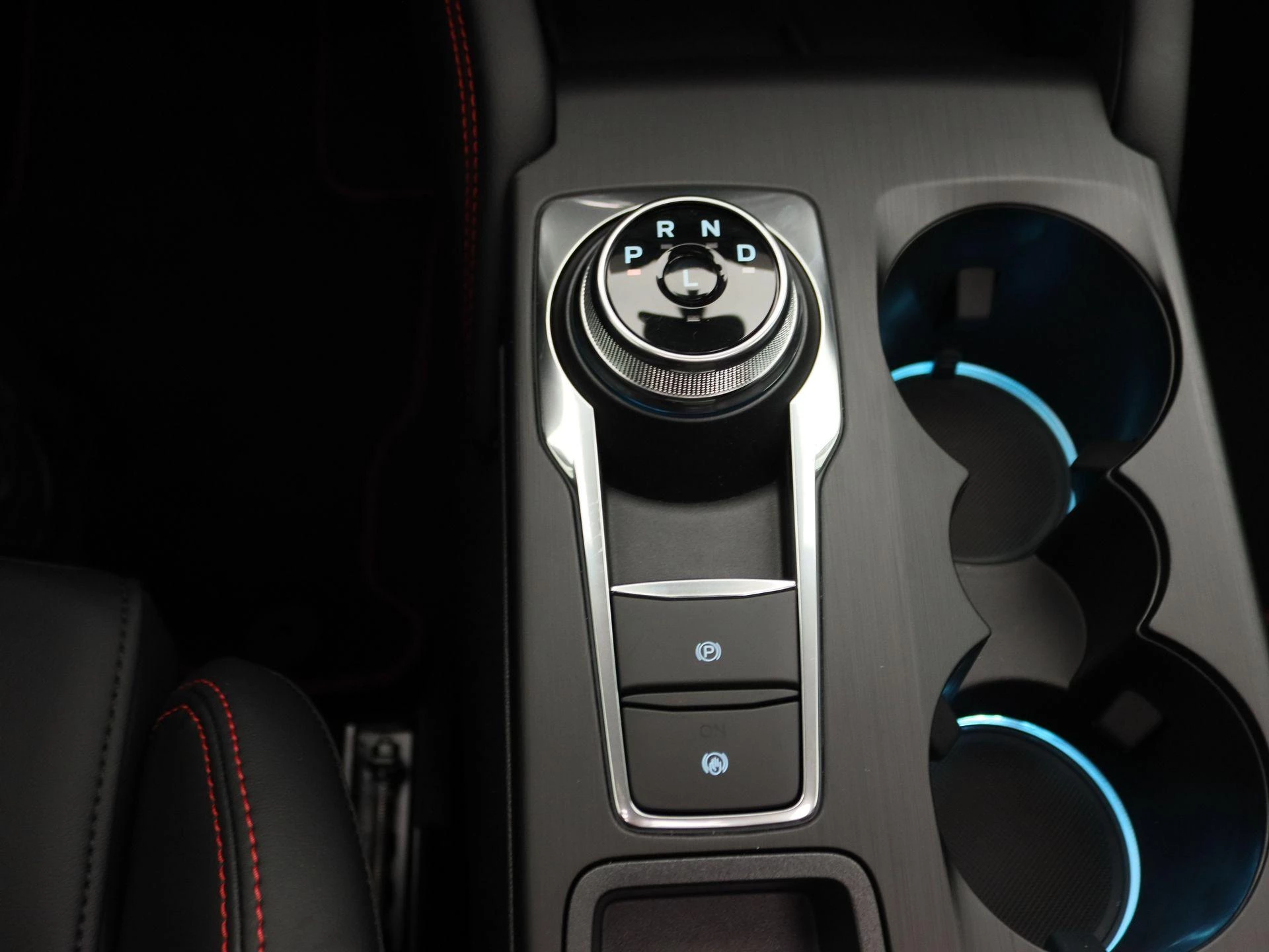 Ford-Kuga-image-10