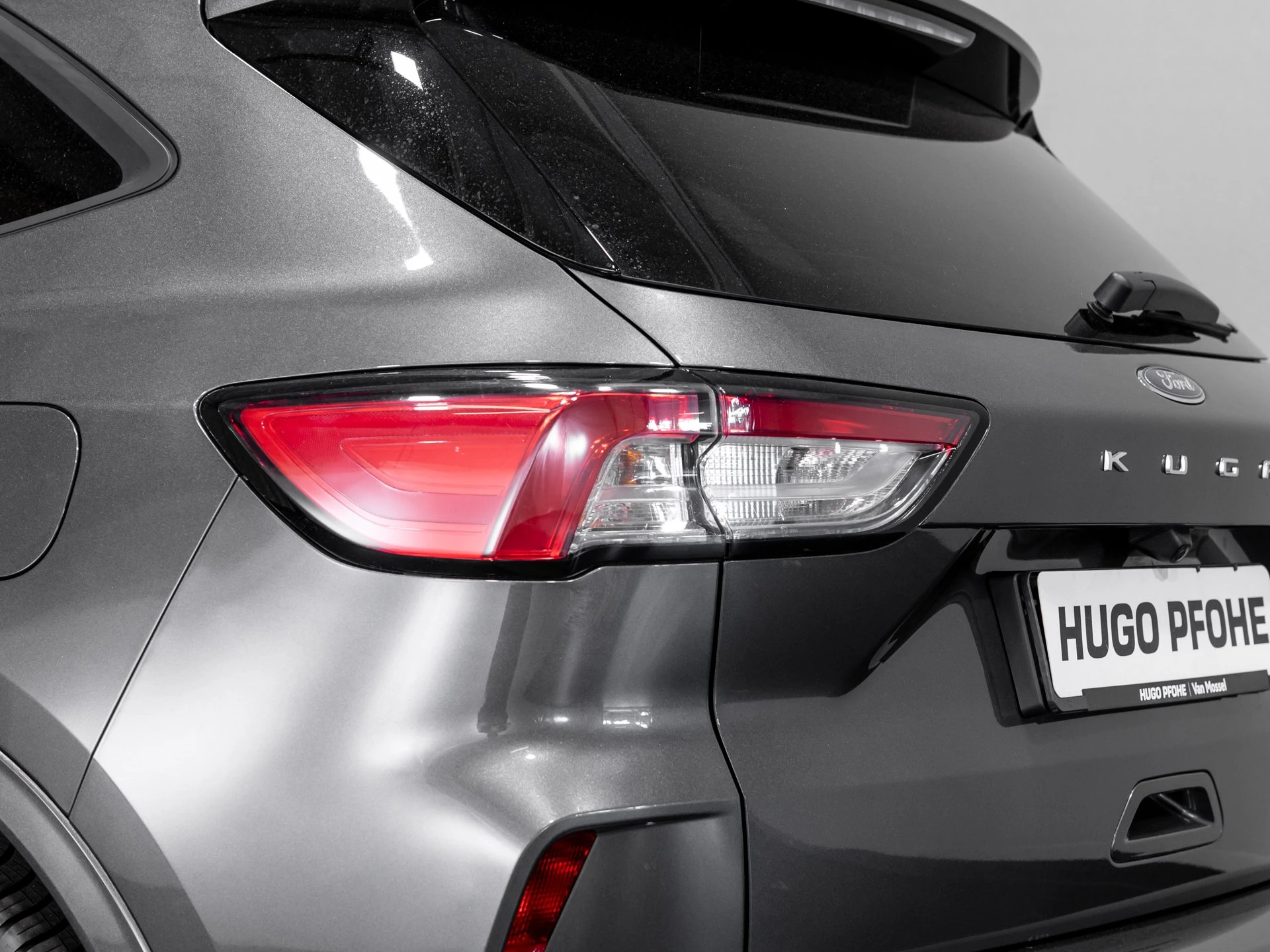 Ford Kuga ST-Line X*PANO*AHK*KAM*ACC*NAVI*SOUND-SYS.