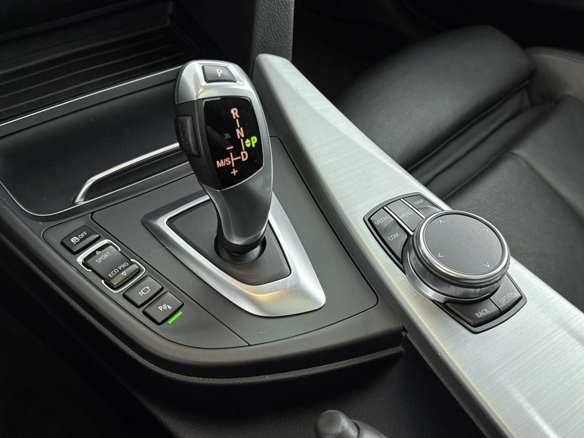 BMW-3 Serie-image-13