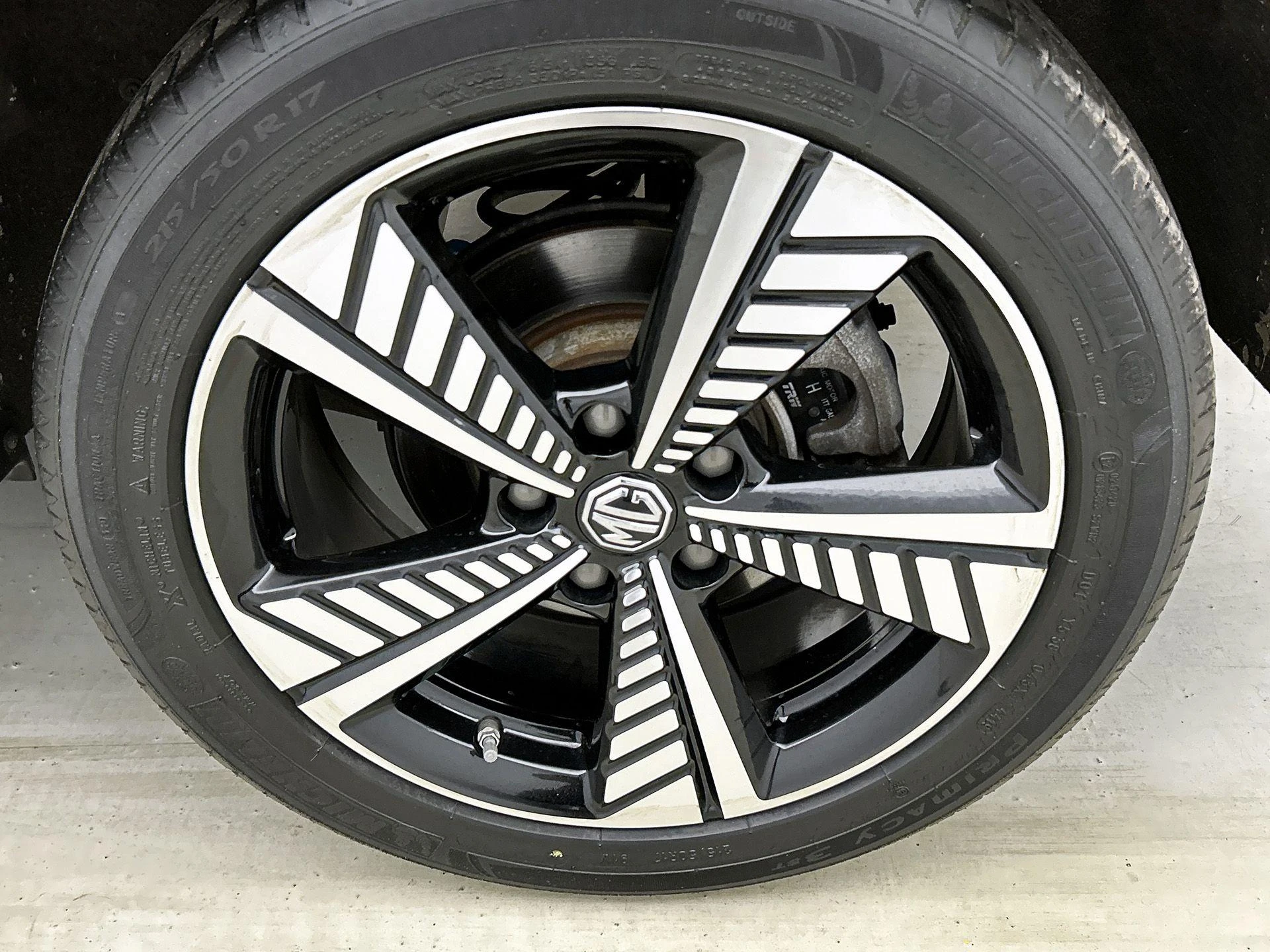 MG-ZS EV-image-34
