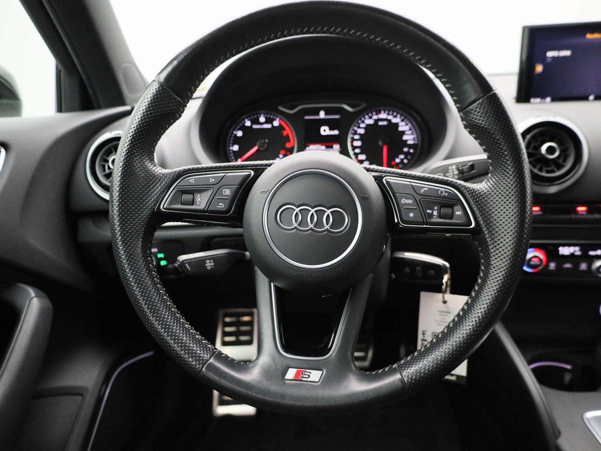 Audi-A3-image-6