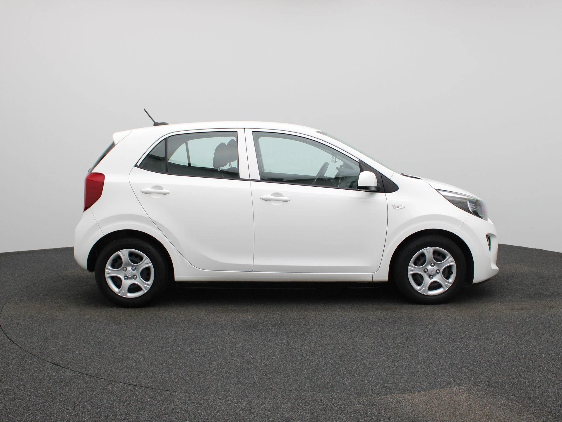Kia-Picanto-image-5