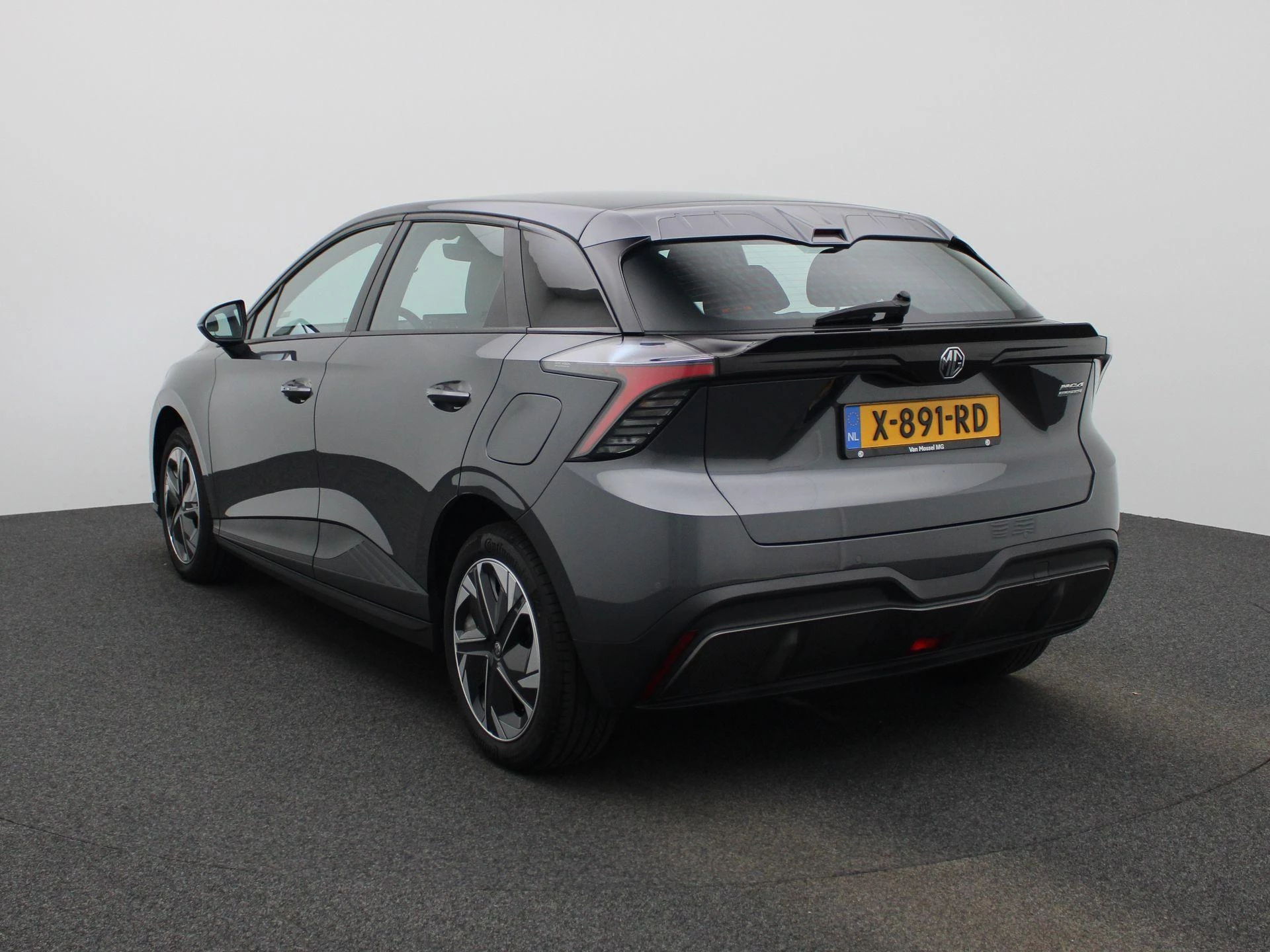 MG-MG4 EV-image-1