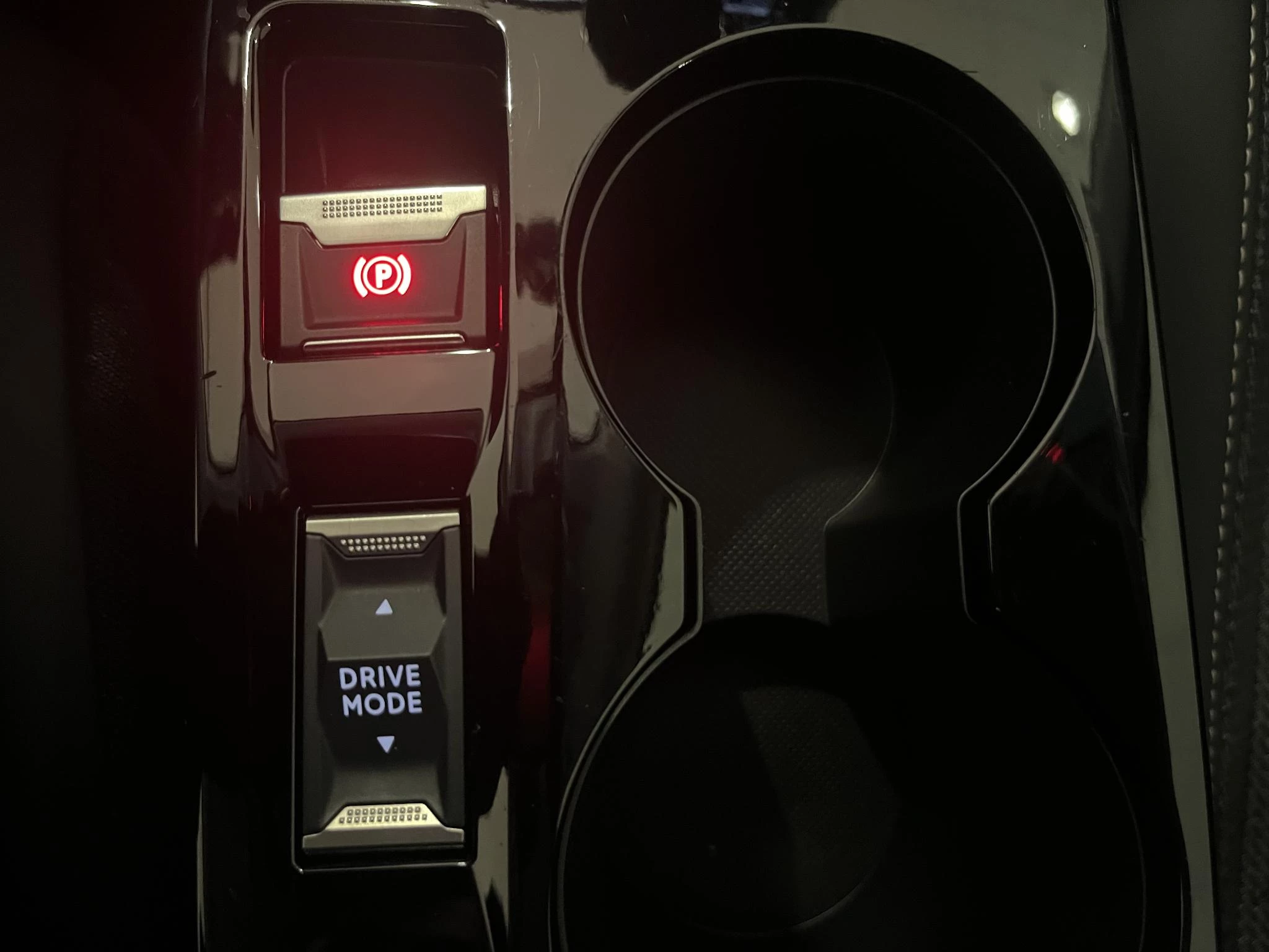 Peugeot-208-image-16