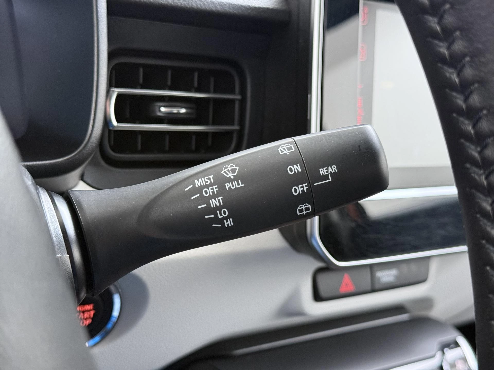 Suzuki-Ignis-image-19