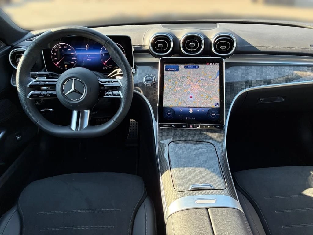 Mercedes-Benz-C-Klasse 300 d-image-9