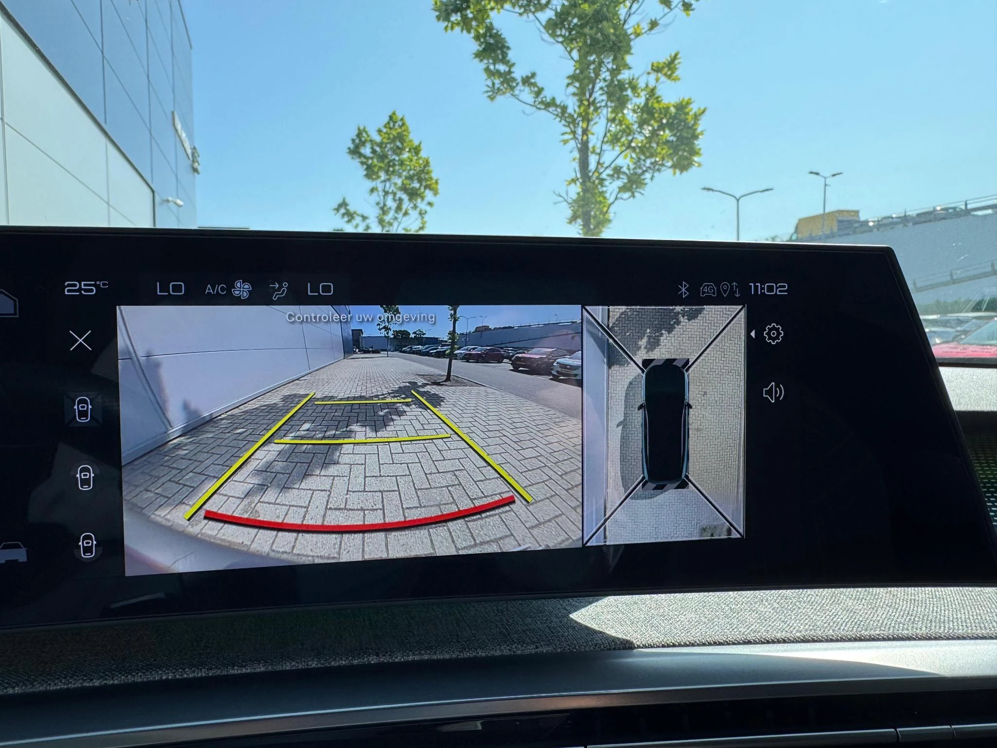 Peugeot-e-3008-image-18