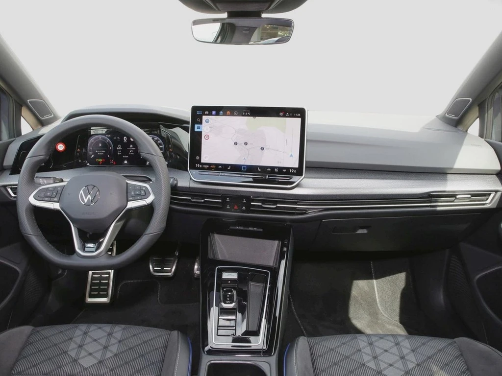 Volkswagen-Golf-image-11