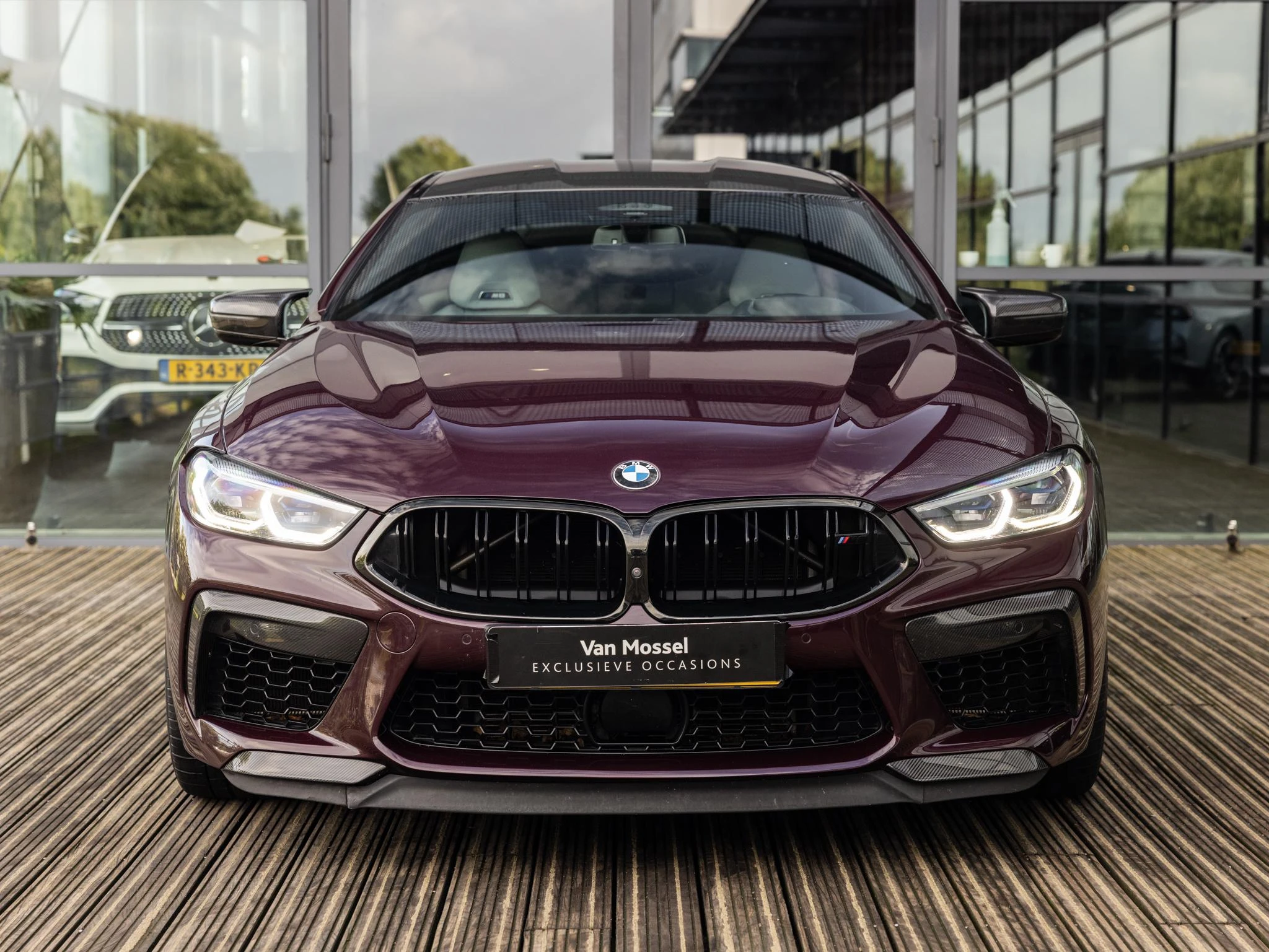 BMW-M8-image-1
