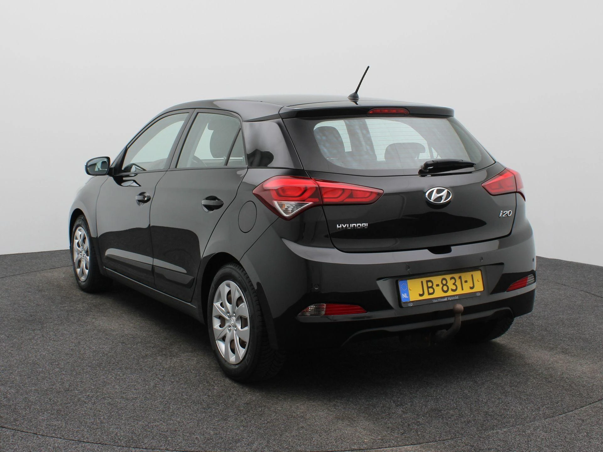 Hyundai-i20-image-1