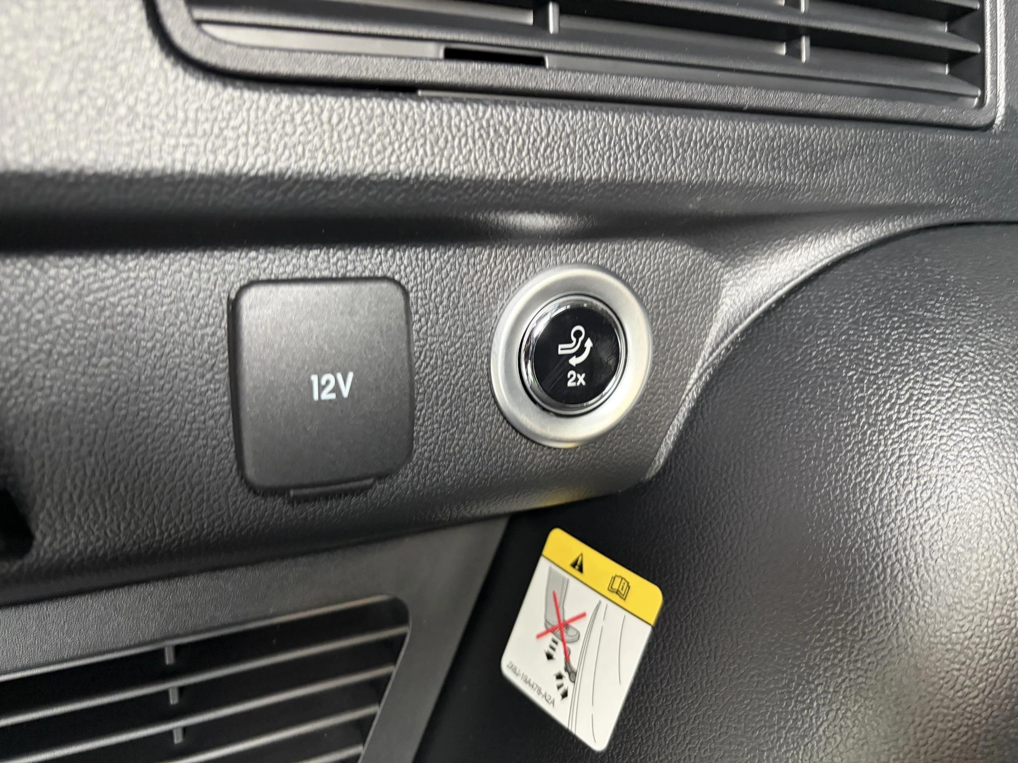 Ford-Kuga-image-12