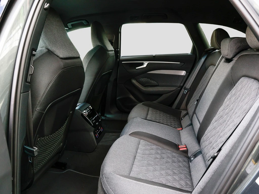 Audi-A6-image-9