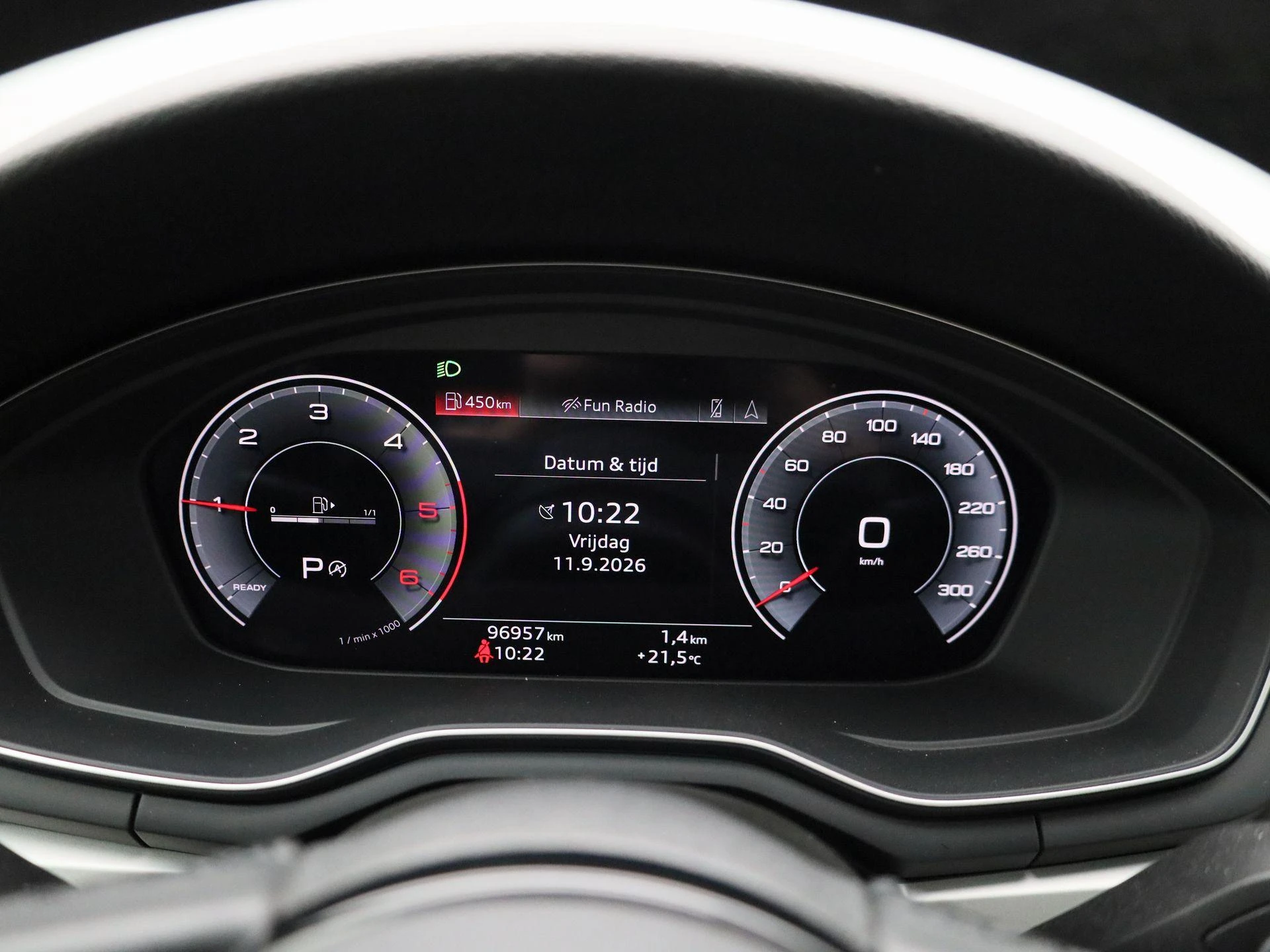 Audi-A4-image-18