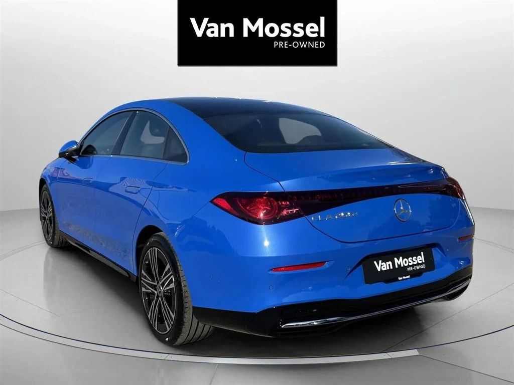 Mercedes-Benz-CLA-image-6
