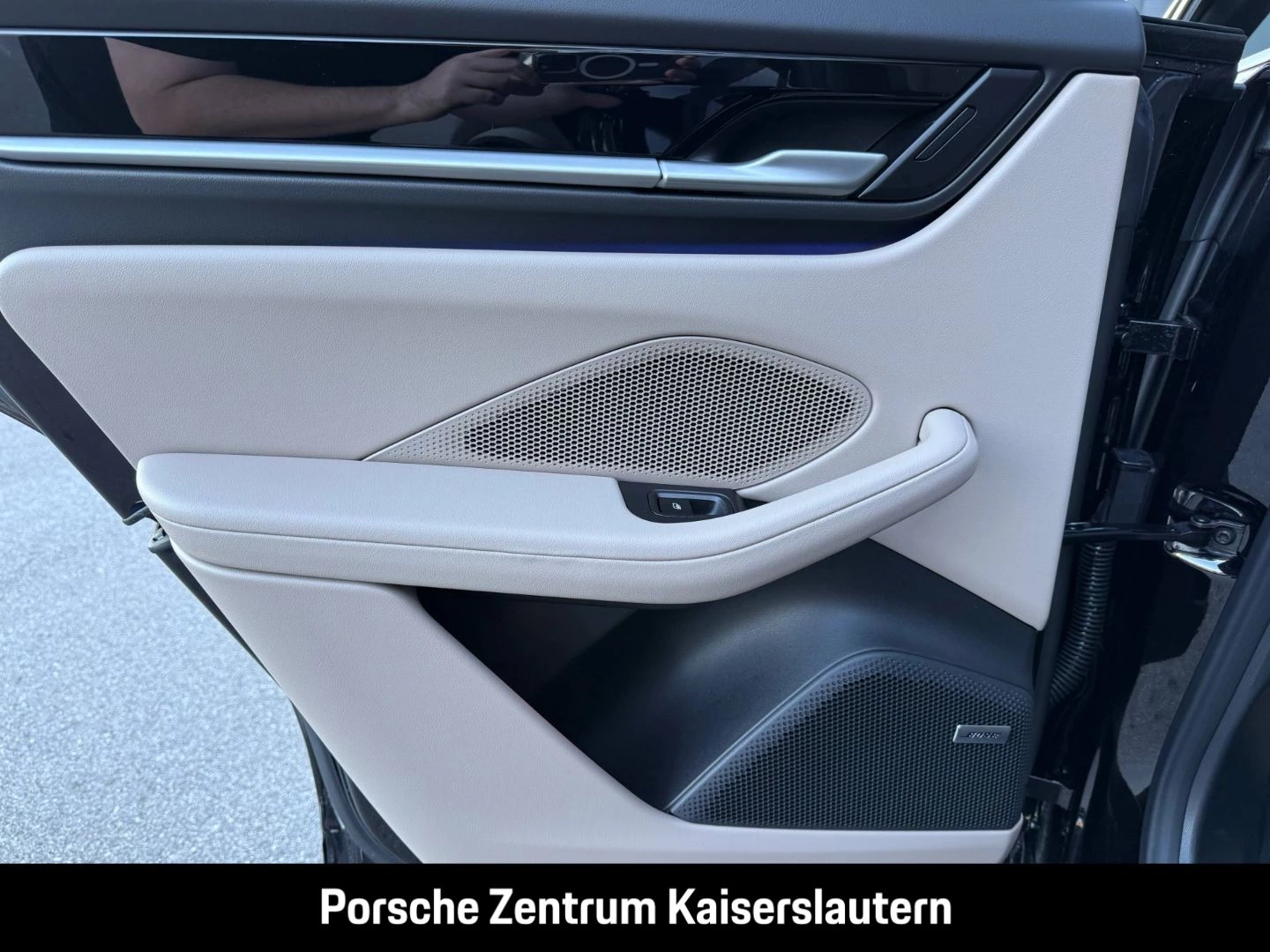 Porsche Macan Hinterachslenkung BOSE Luftfederung 21-Zol -