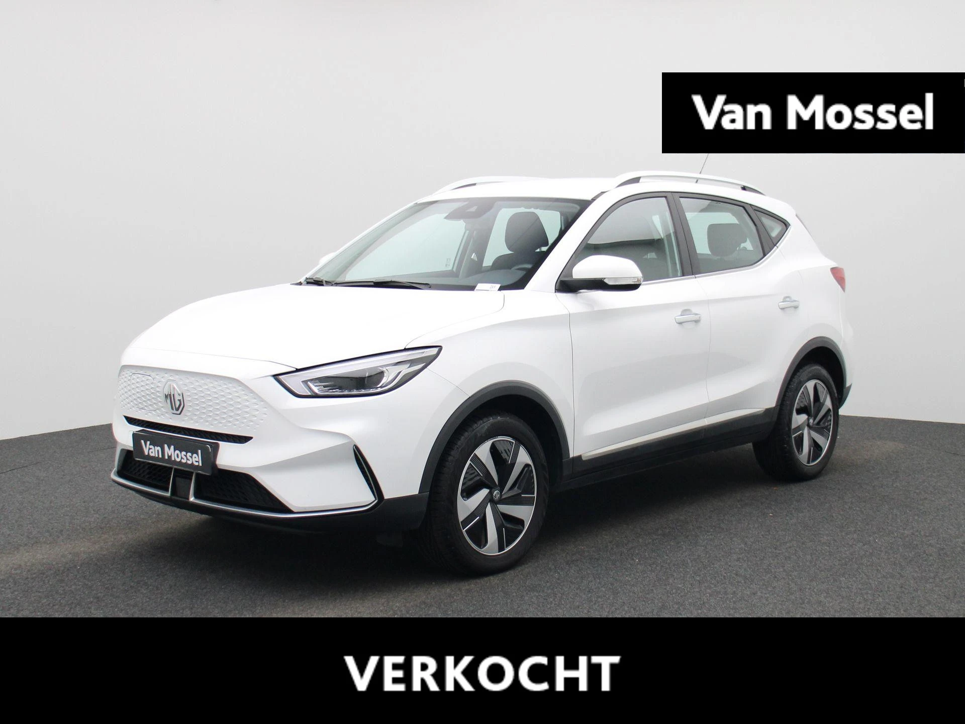MG-ZS EV-image-0
