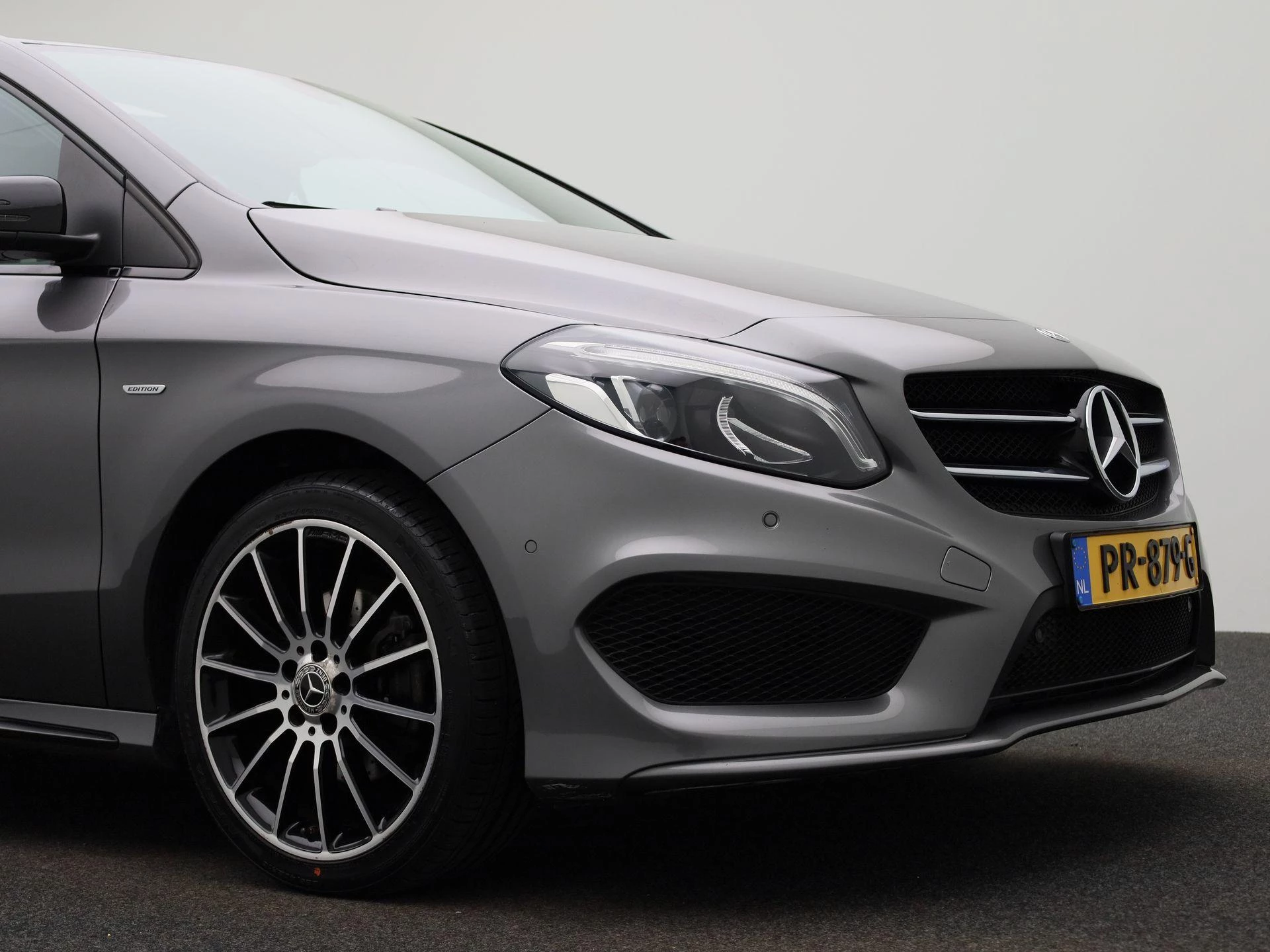 Mercedes-Benz-B-Klasse-image-49