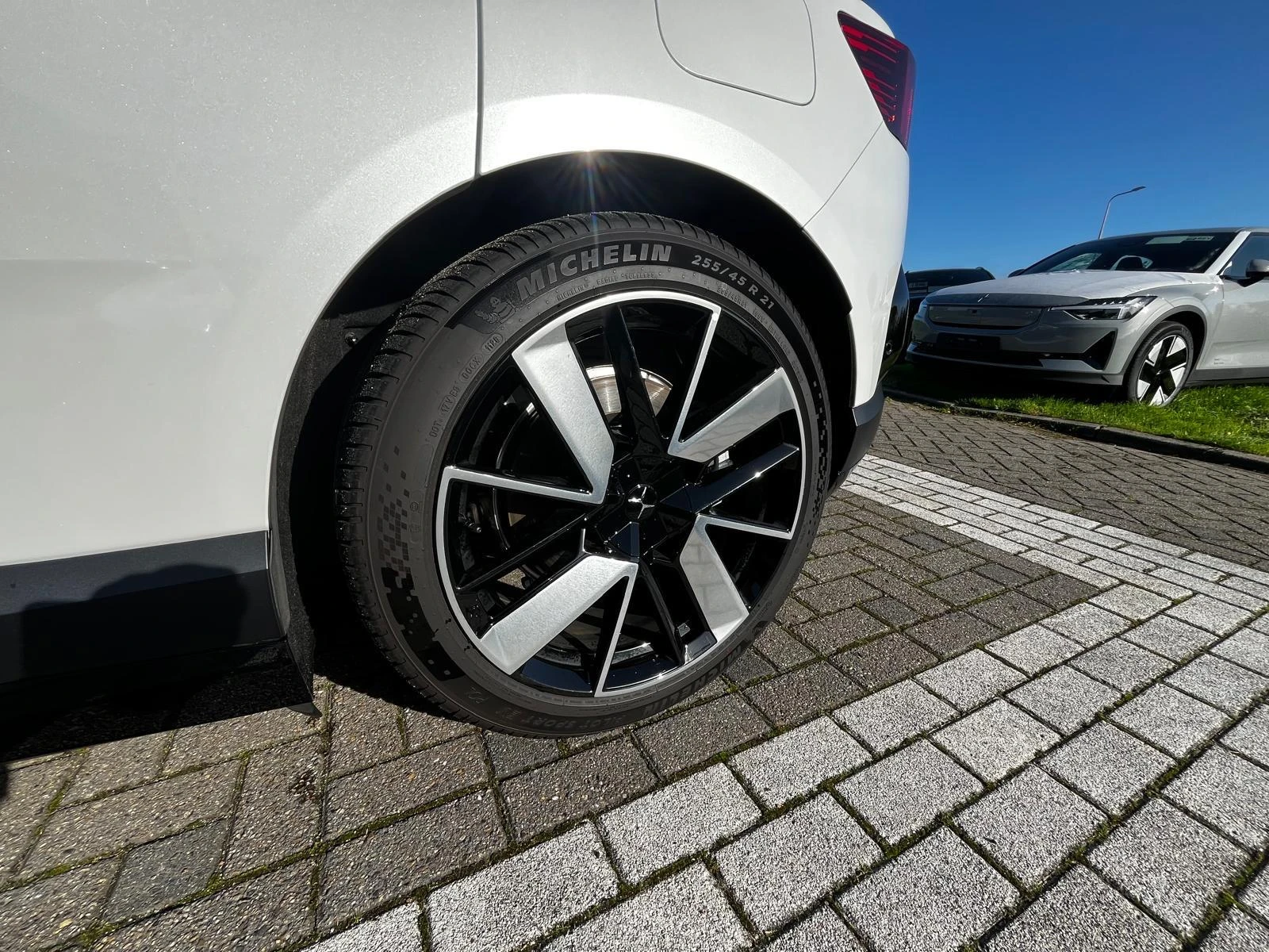 Polestar-4-image-6