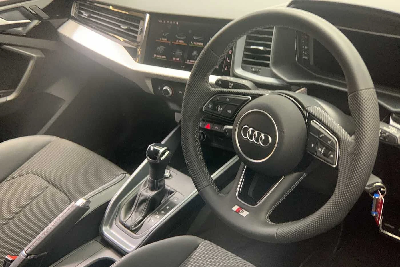 Audi-A1 Sportback-image-5