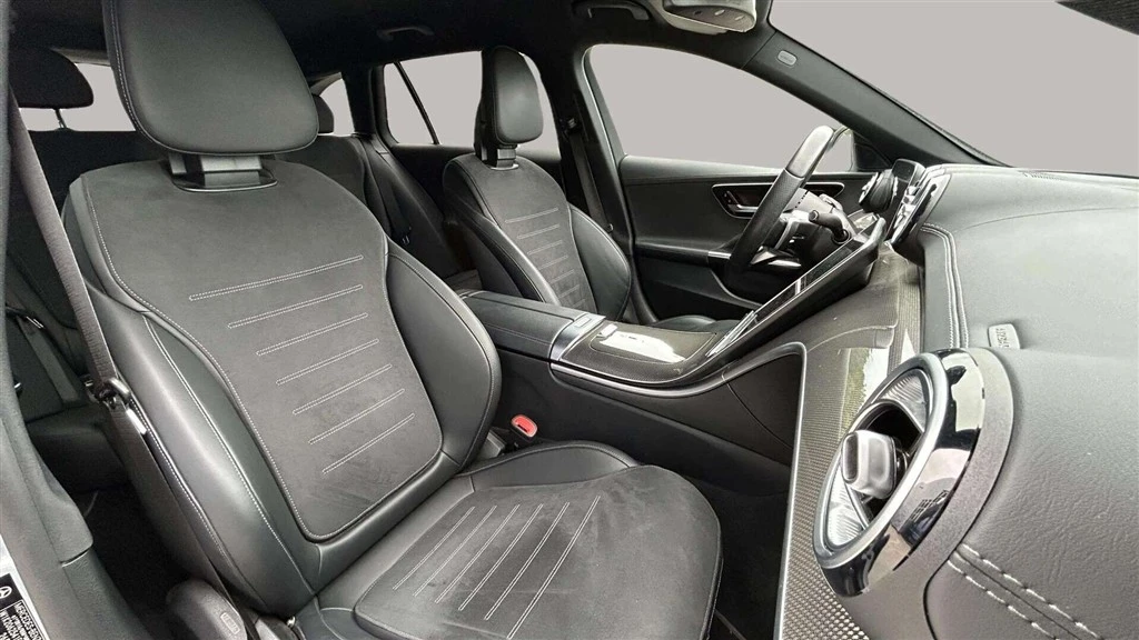 Mercedes-Benz-C-Klasse-image-22