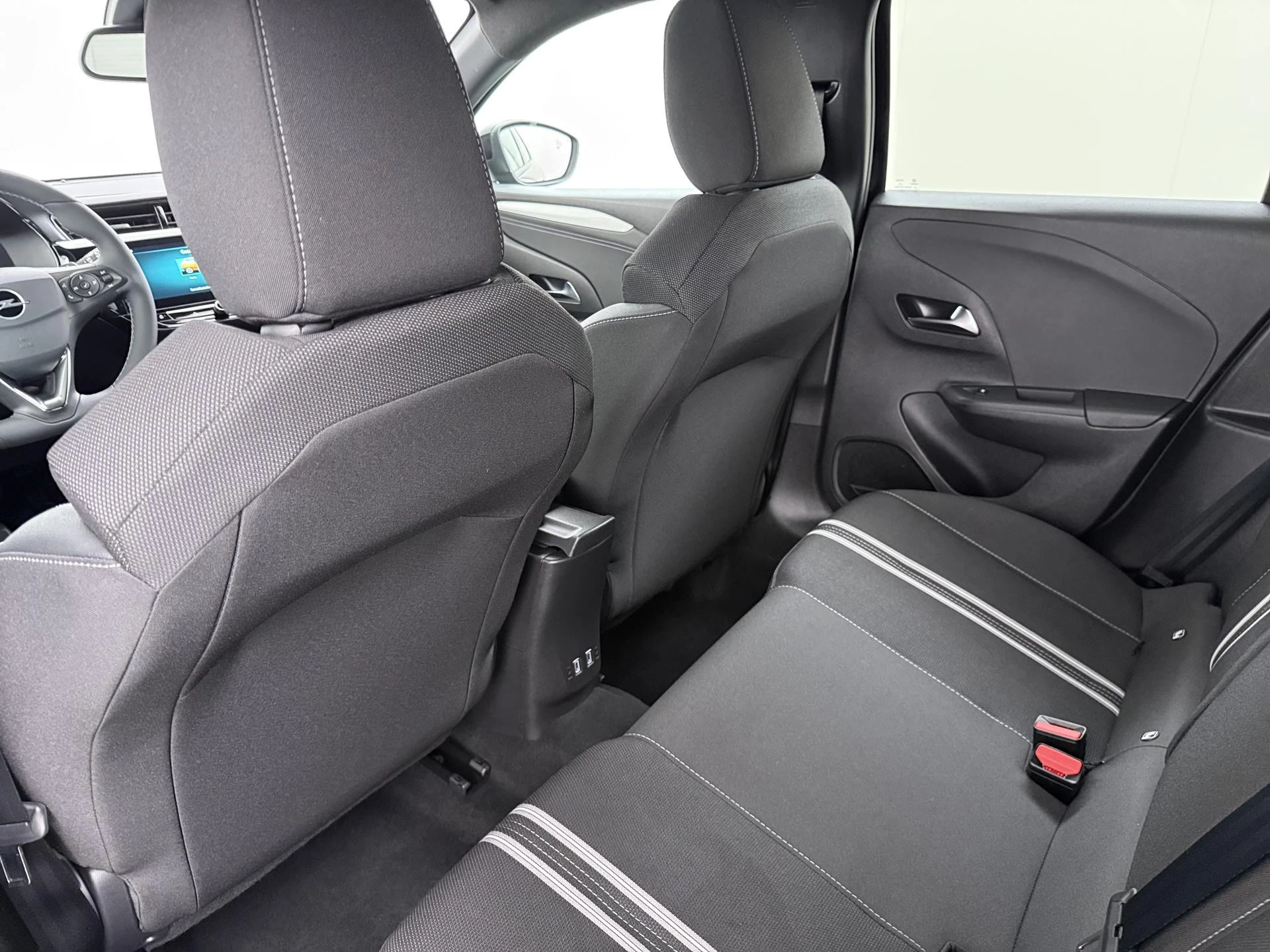 Opel-Corsa-image-14