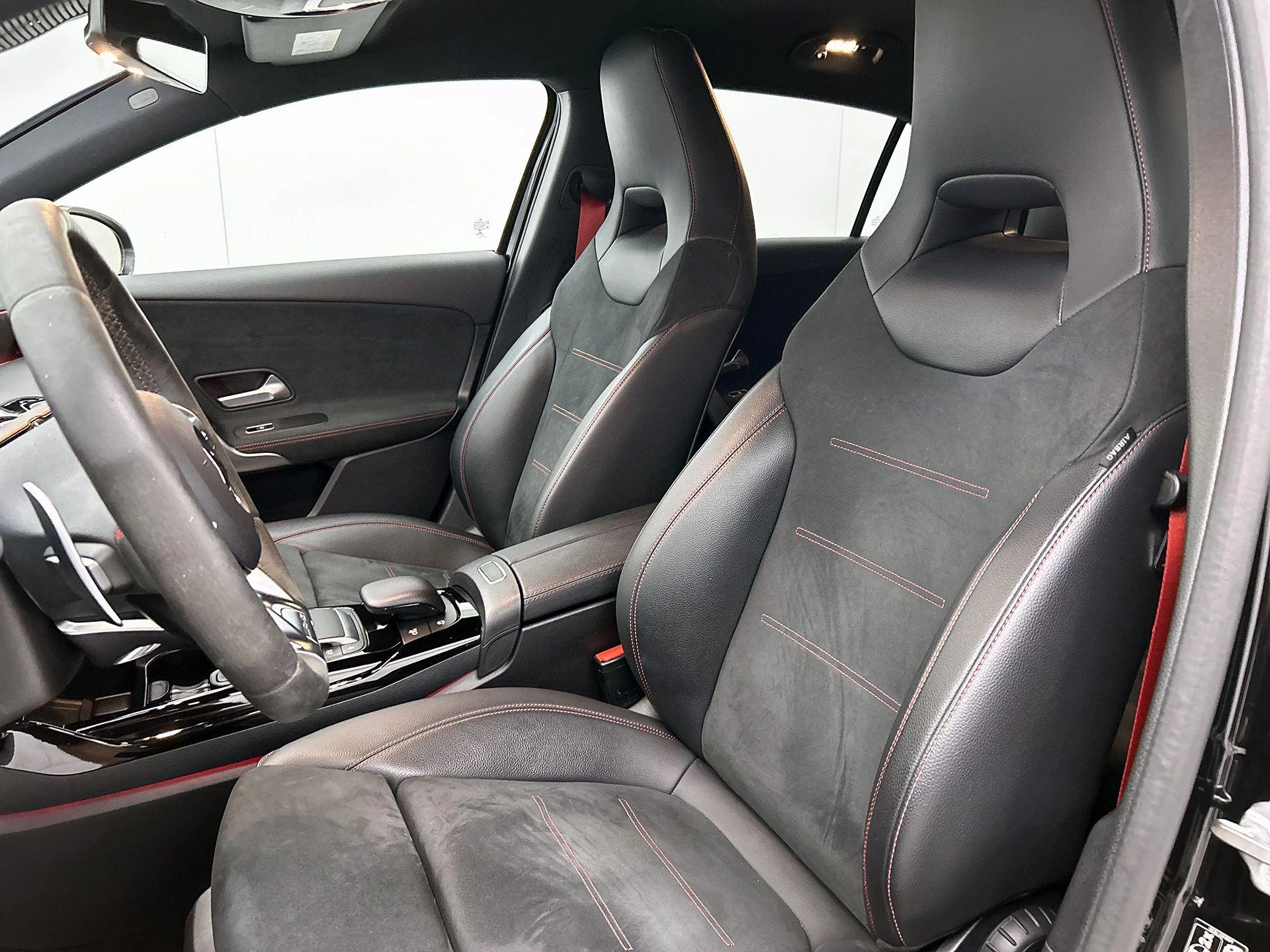 Mercedes-Benz A-Klasse AMG 35 4MATIC Premium Plus