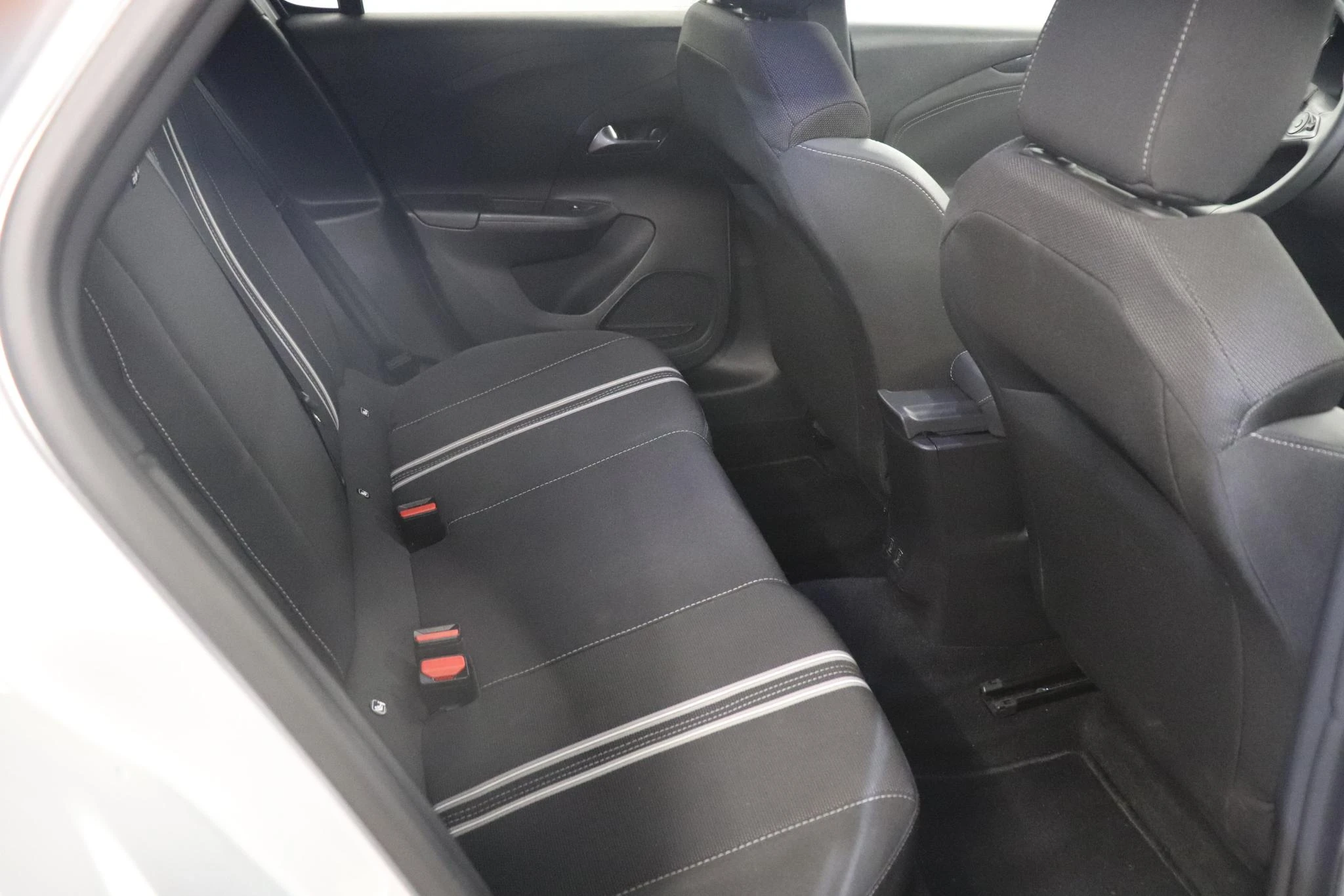 Opel-Corsa-image-7