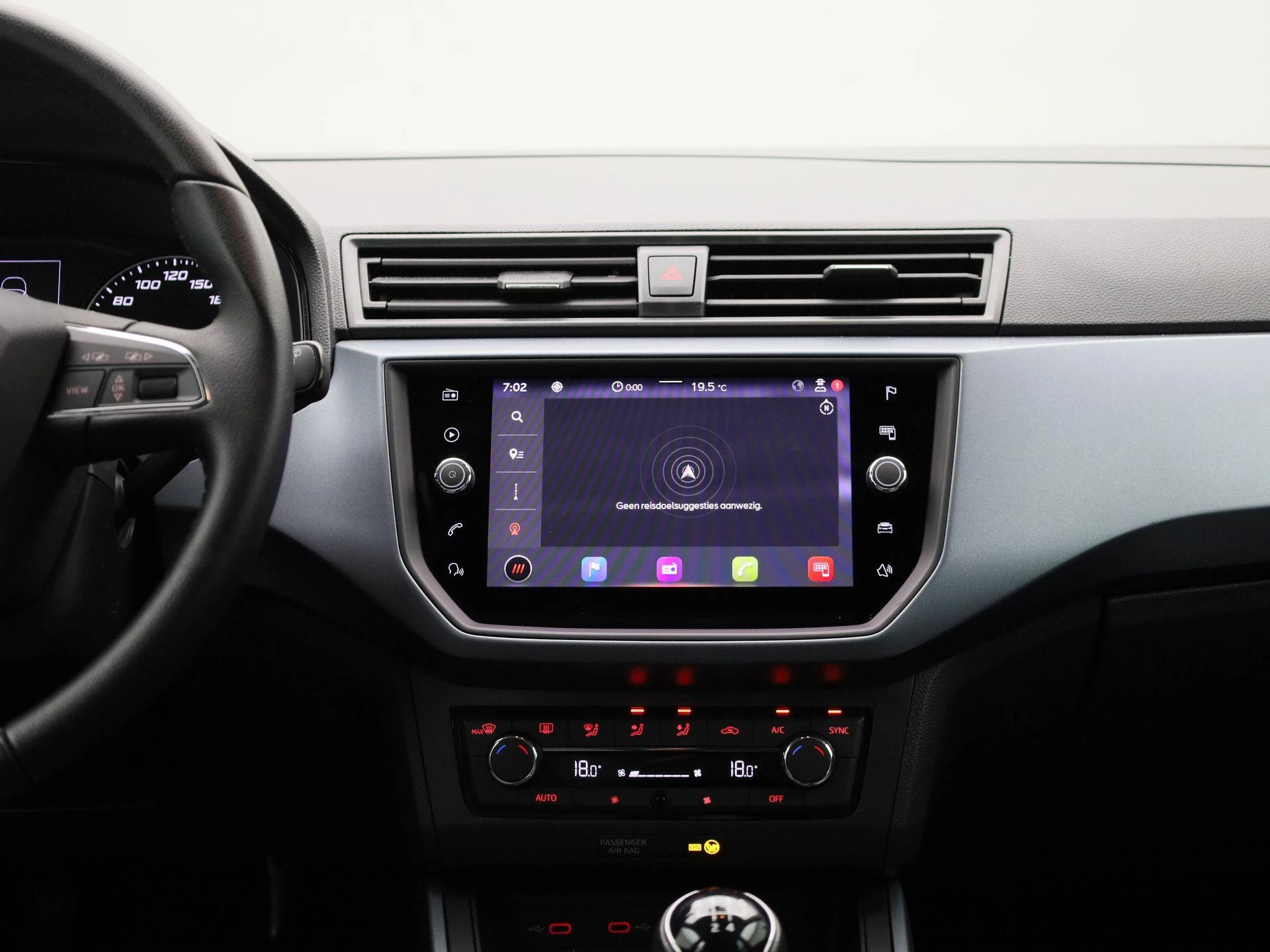 SEAT-Arona-image-8