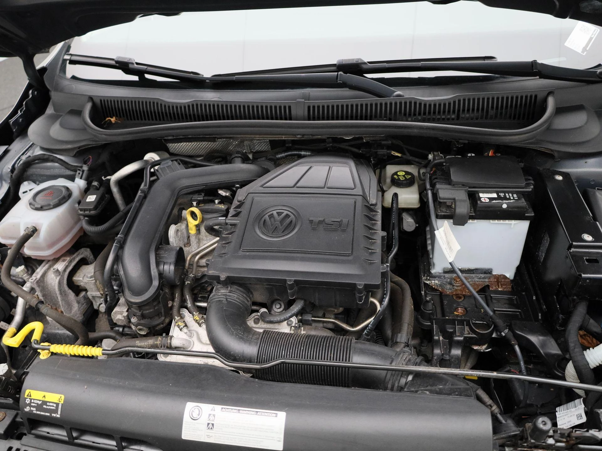 Volkswagen-Polo-image-34