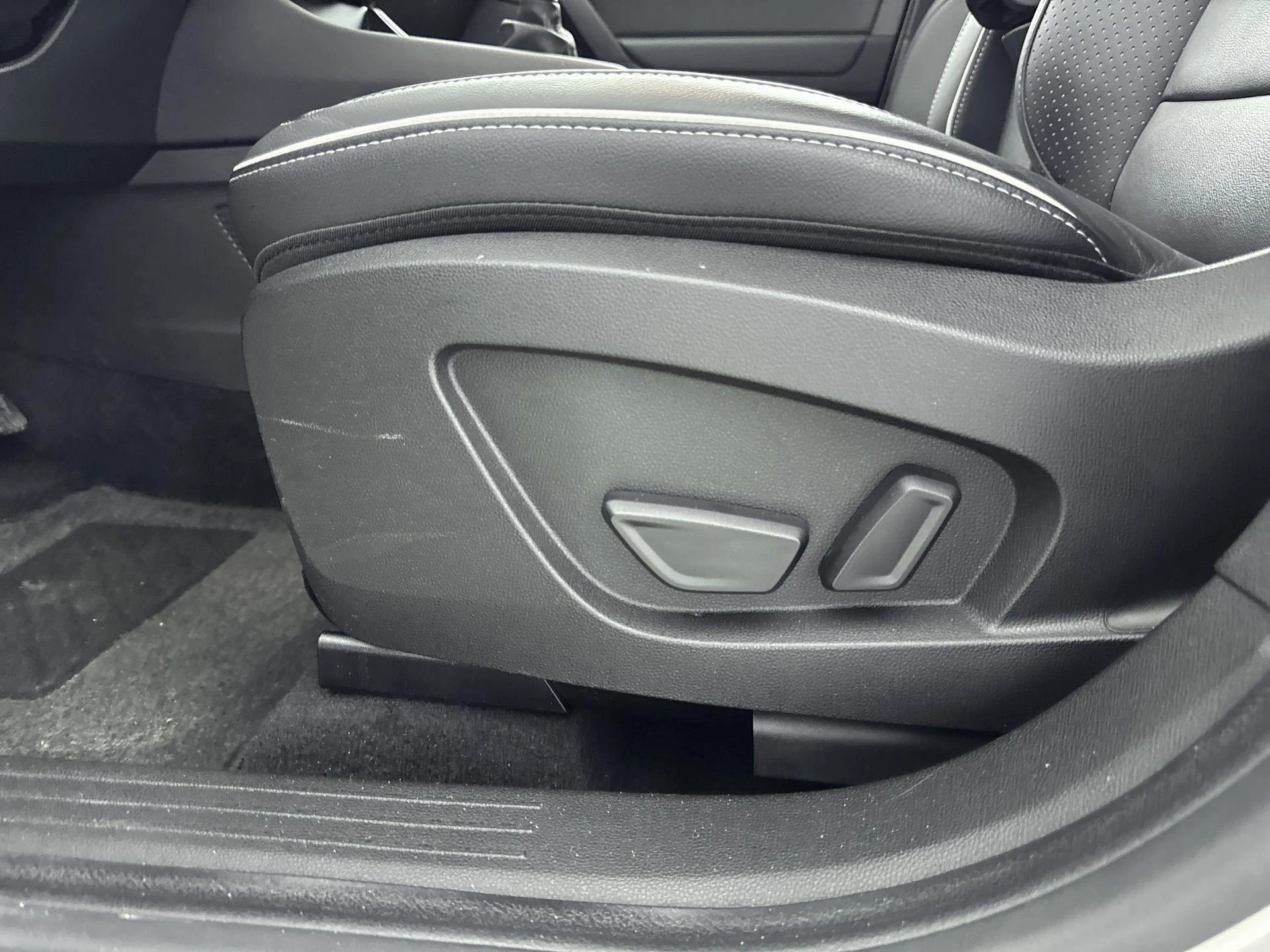 Renault-Captur-image-23