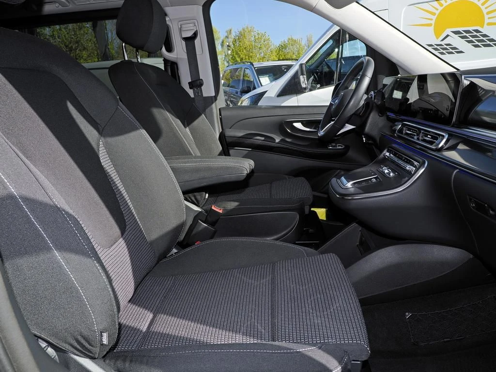 Mercedes-Benz-V-Klasse 220-image-13
