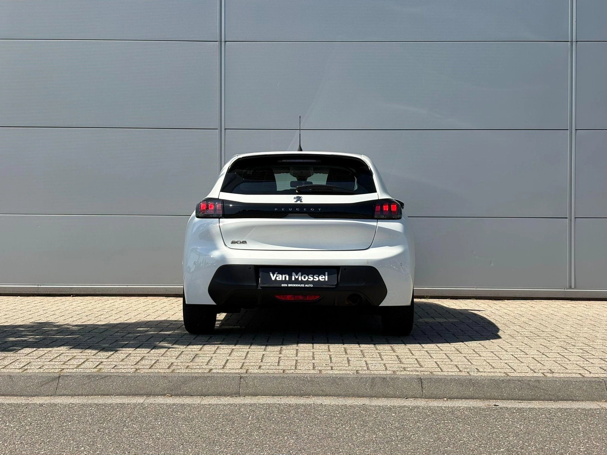 Peugeot-208-image-4