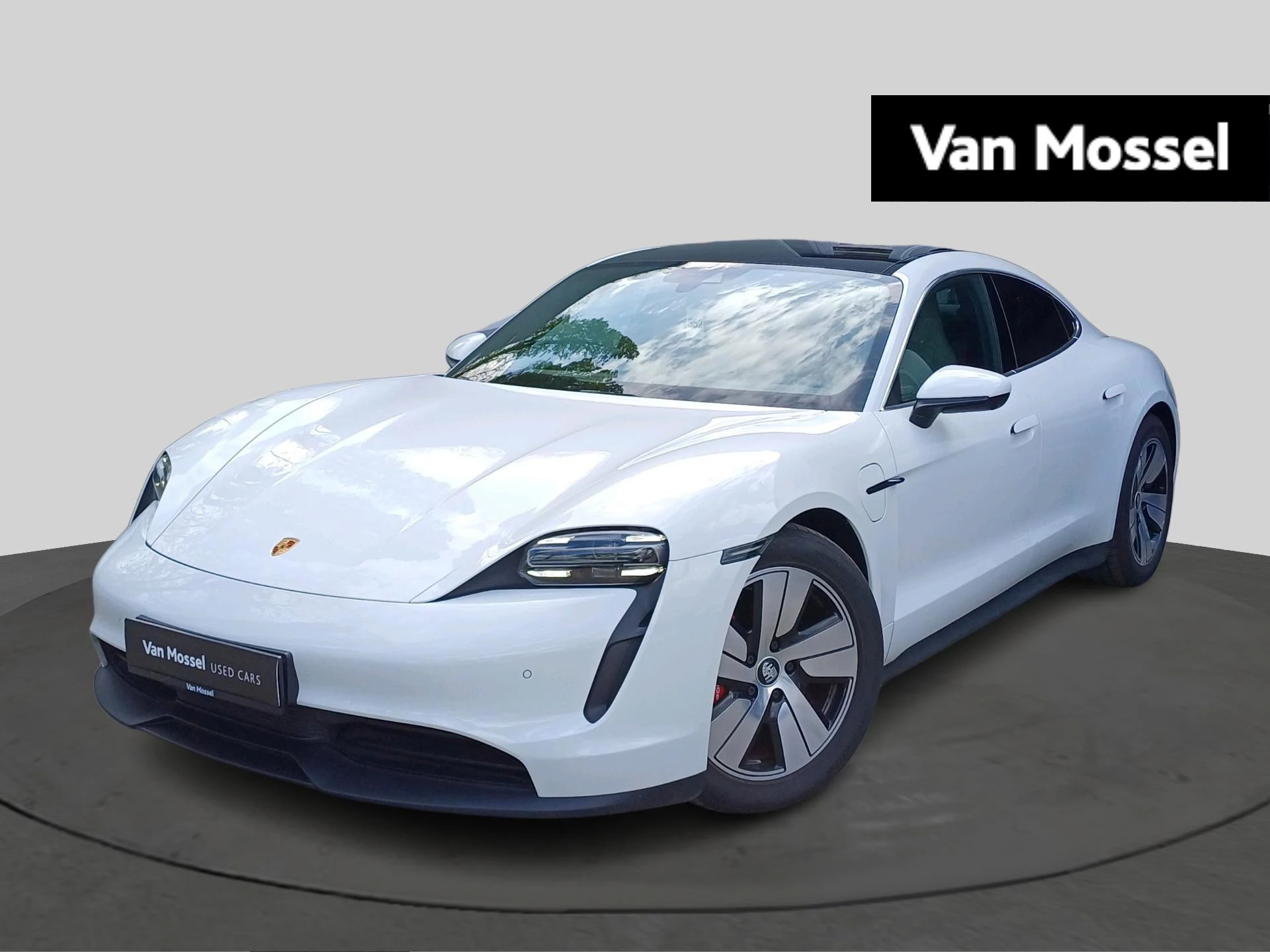 Porsche-Taycan-image-0