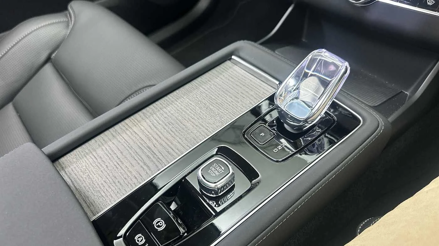 Volvo-XC90-image-33