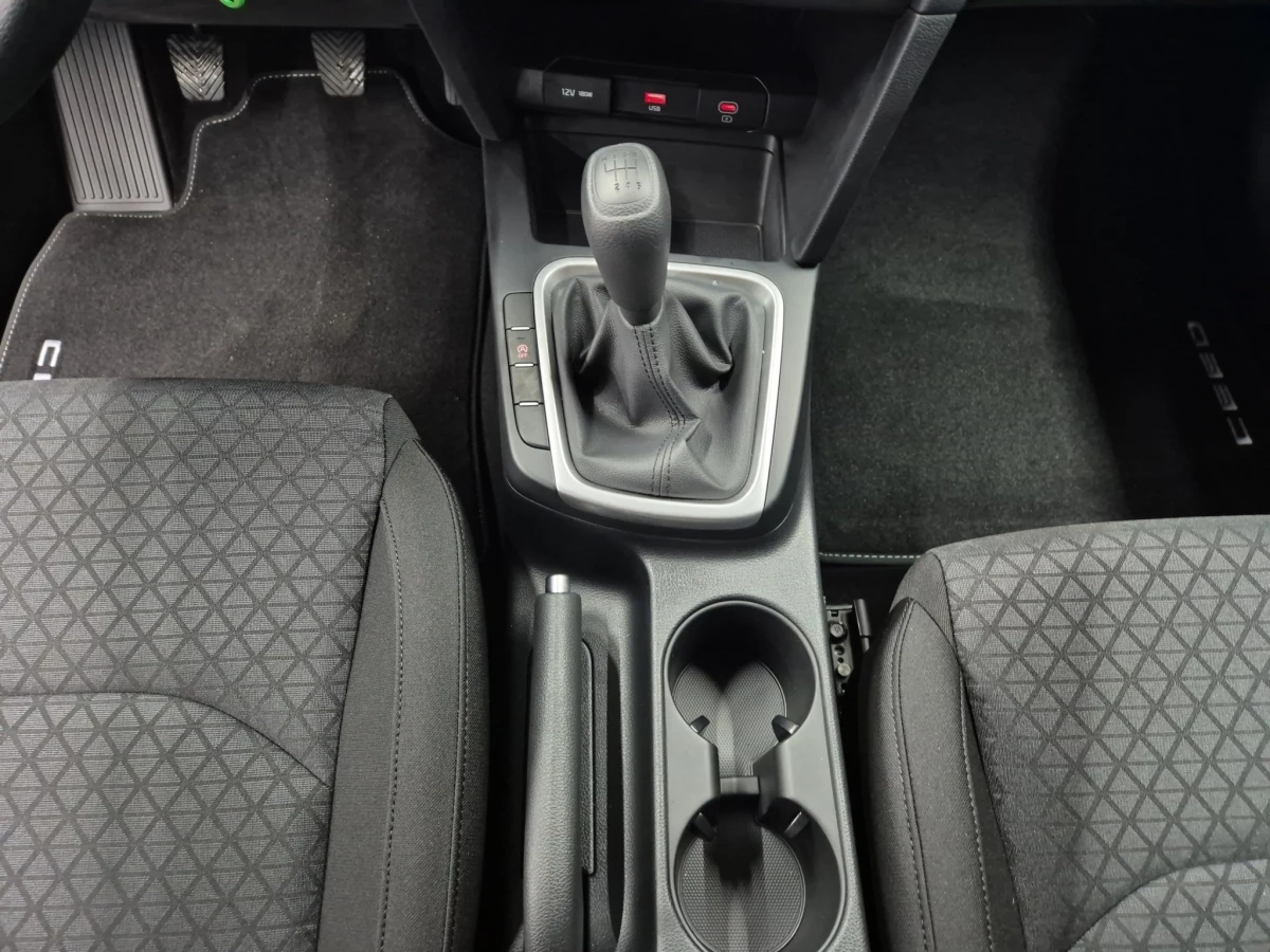 Kia-Ceed-image-11