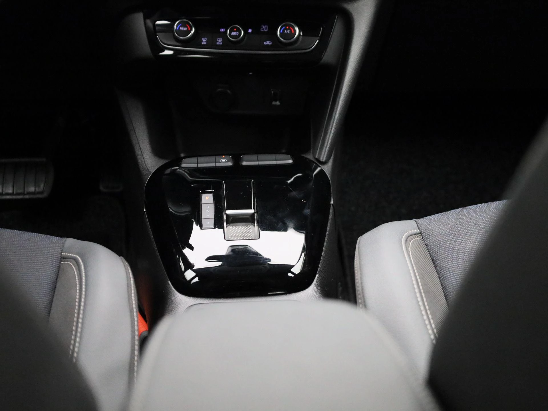 Opel-Corsa-e-image-9