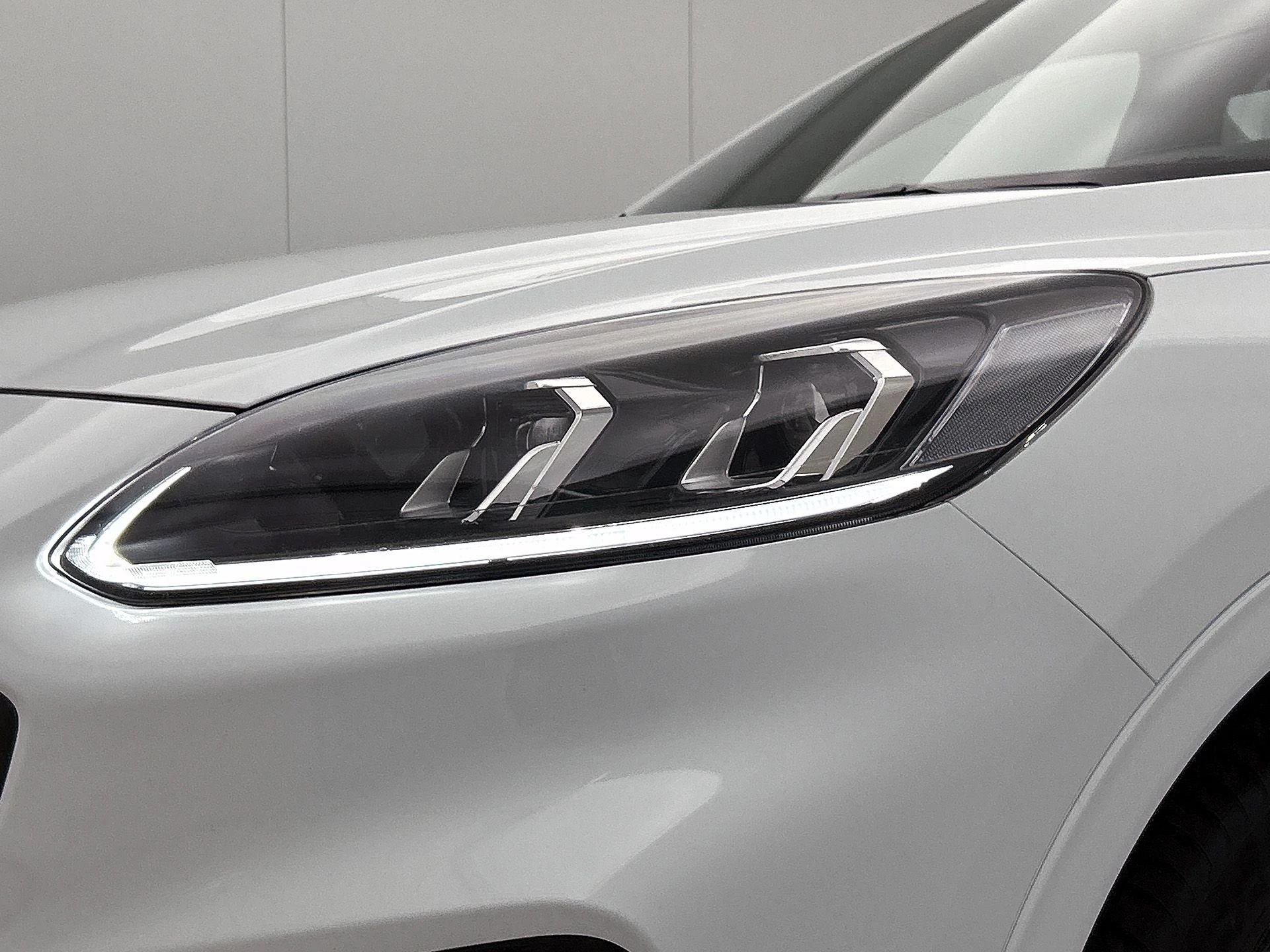 Ford-Kuga-image-33