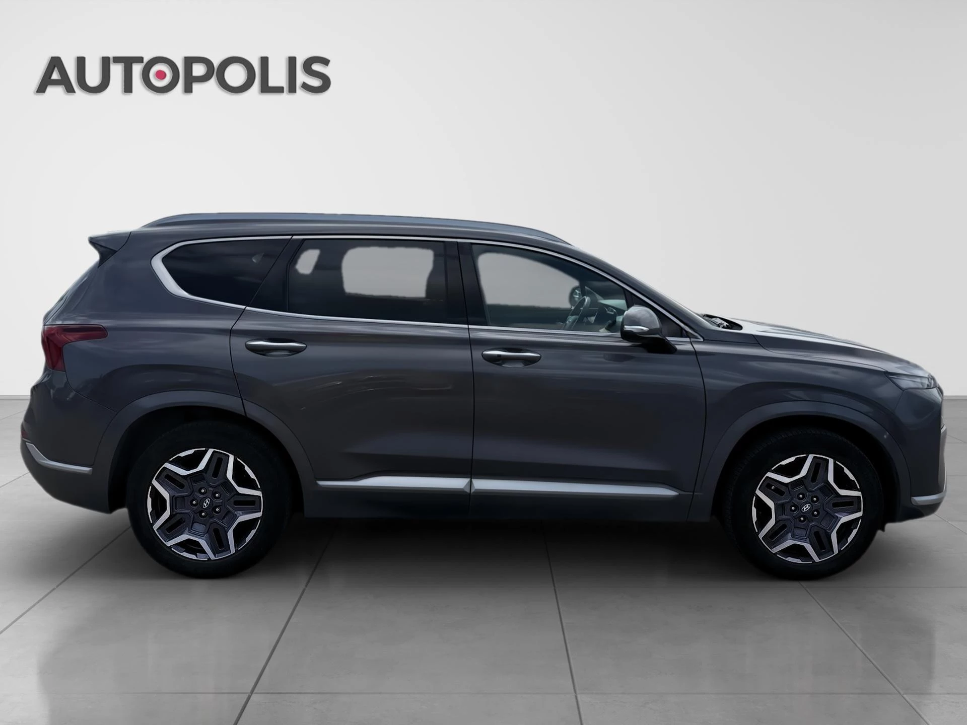 Hyundai-Santa Fe-image-8