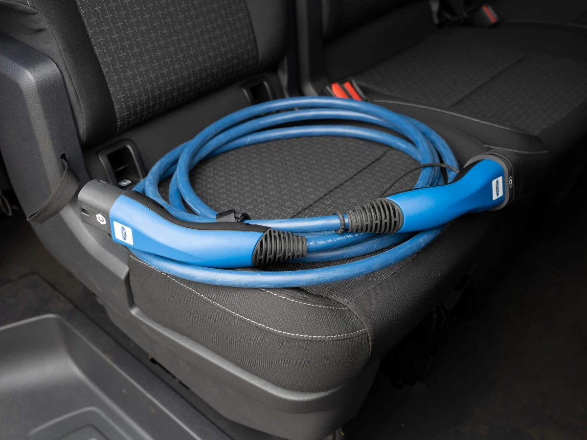 Ford Transit Custom Kombi Trend . Navi. AHK schwenkbar. KeyFree
