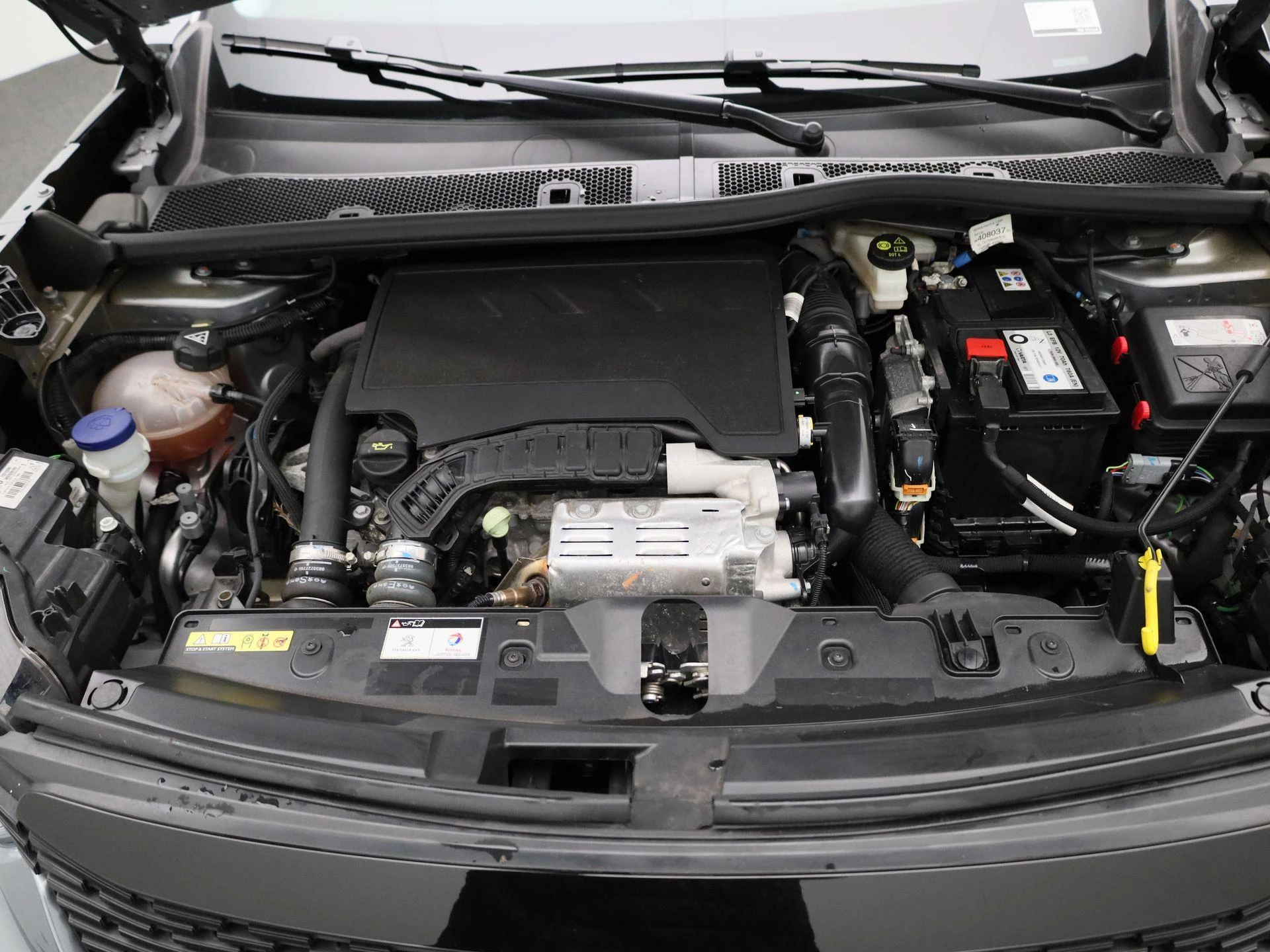Peugeot-2008-image-25