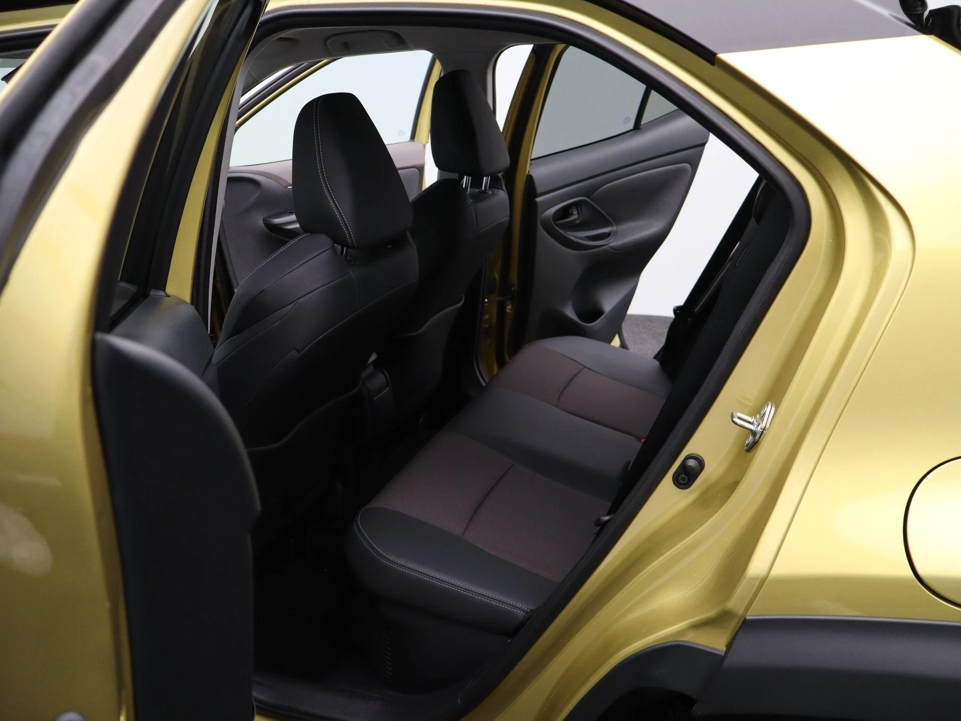 Toyota-Yaris Cross-image-40