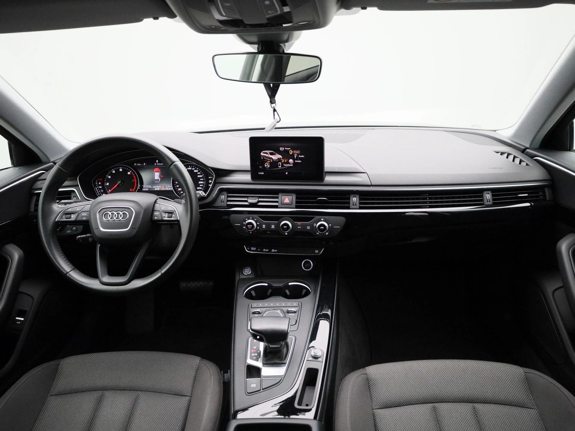 Audi-A4-image-33