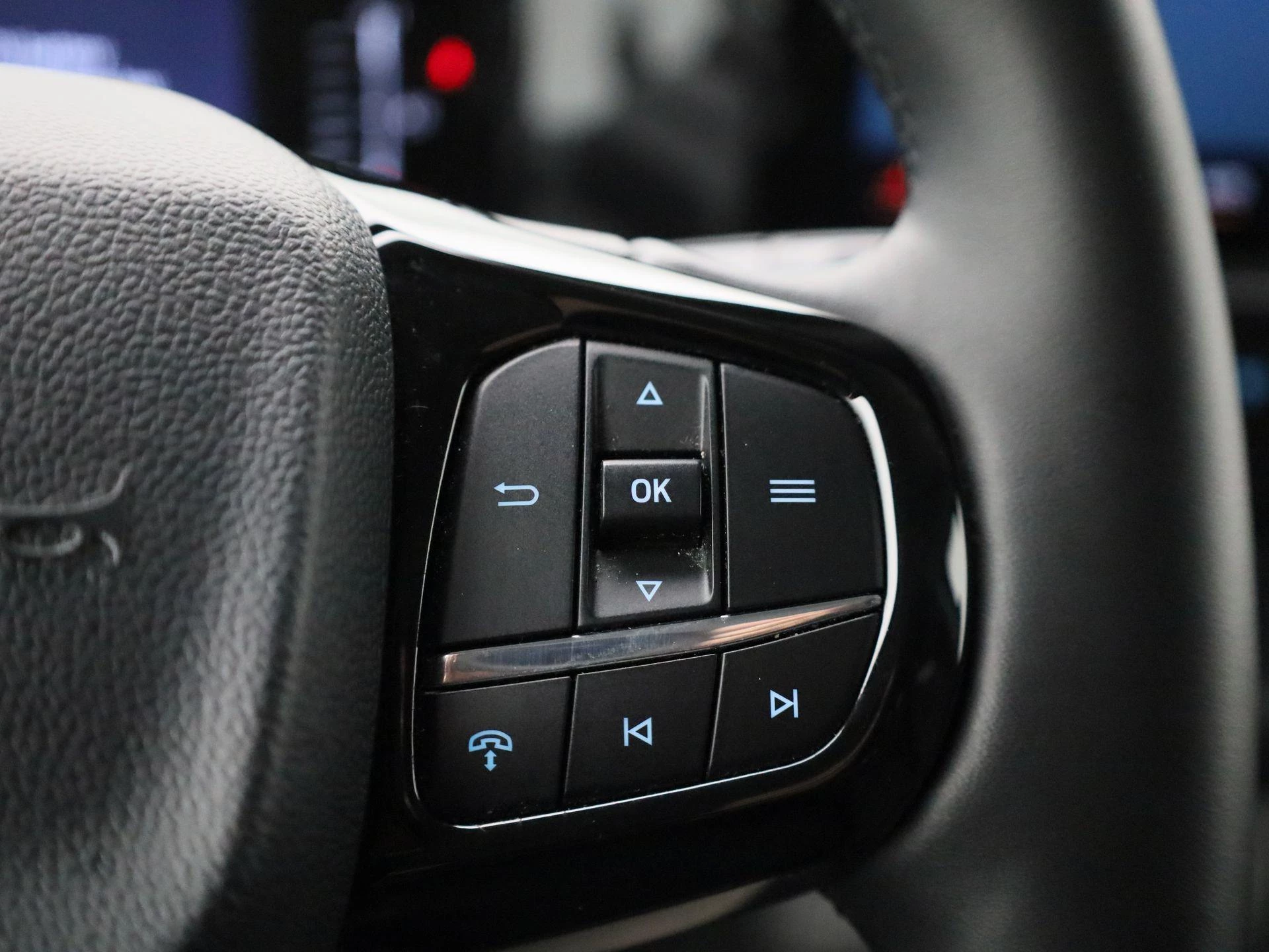 Ford-Transit Custom-image-22